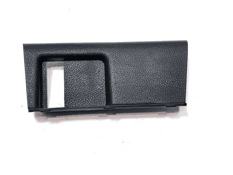 FORD EXPLORER 11-19 REAR PASSENGER SIDE QUARTER LOWER ACCESS COVER TRIM CAP OEM