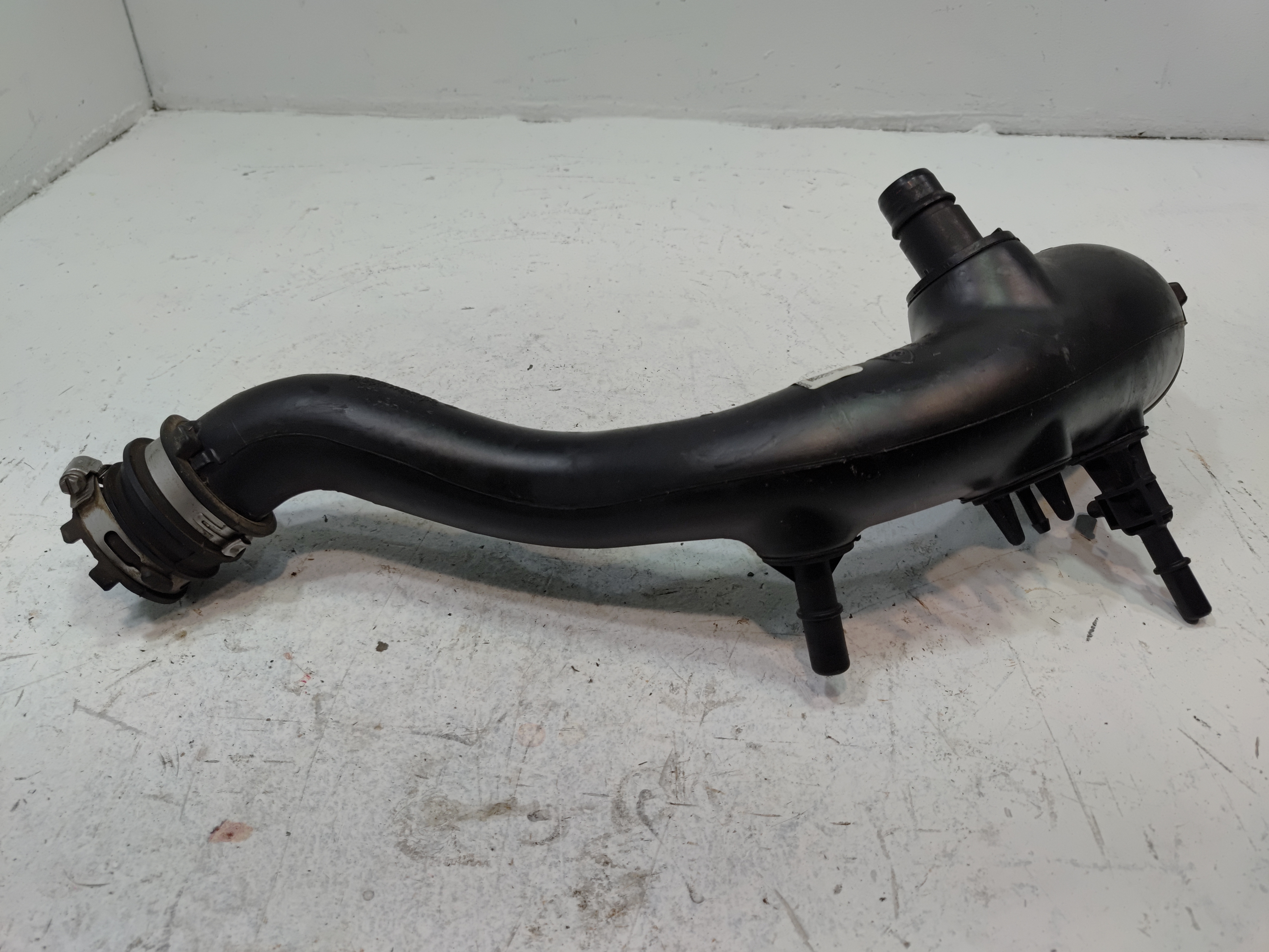 2015-2020 FORD F-150 2.7L AIR INLET TUBE HOSE TURBINE OEM