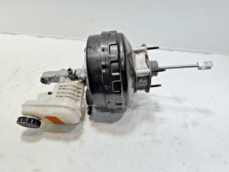 2013 - 2019 FORD EXPLORER BRAKE MASTER CYLINDER W/ BRAKE BOOSTER OEM