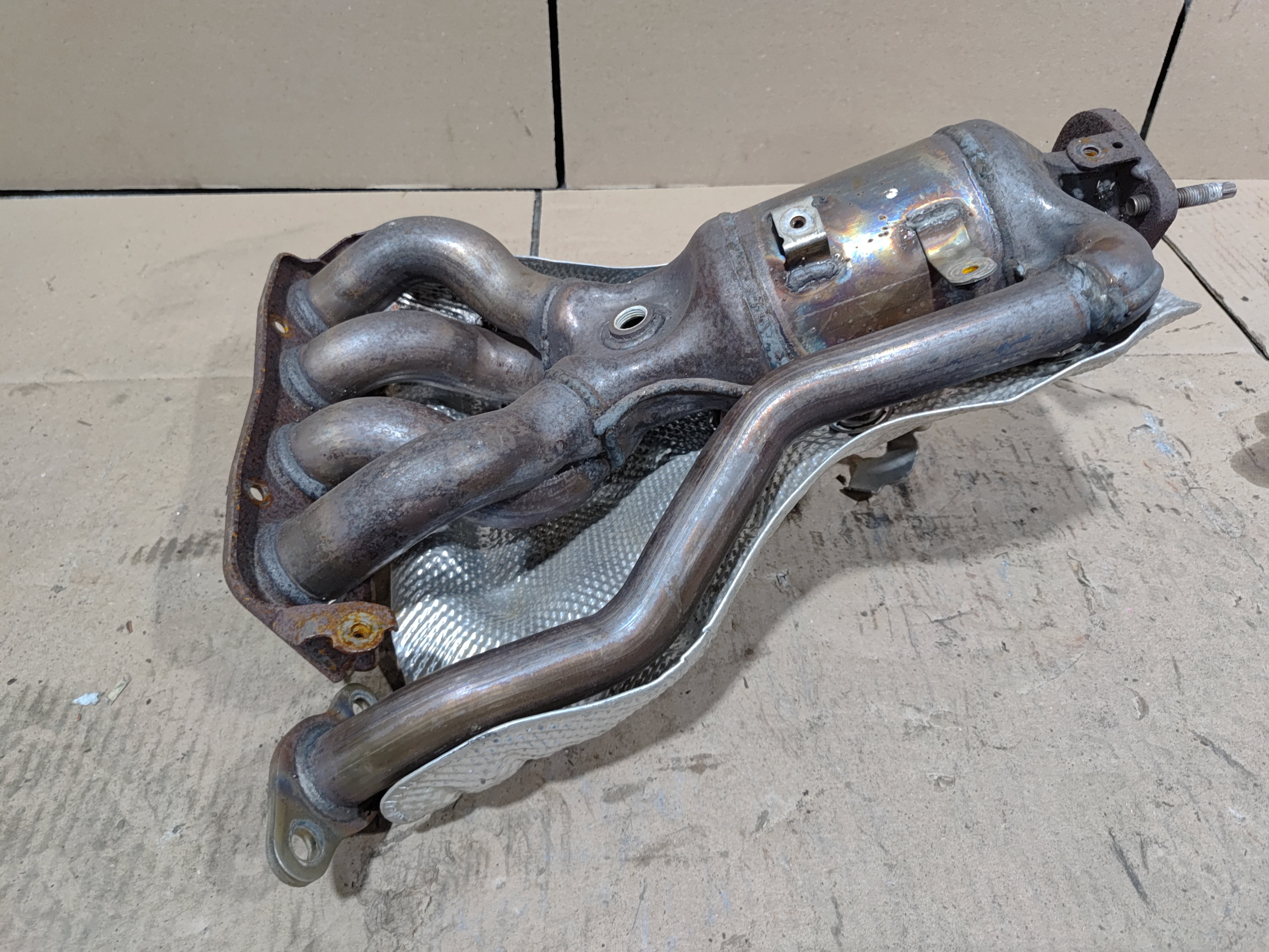 2020-2022 Toyota Highlander 2.5L Rear Exhaust Manifold Assembly OEM