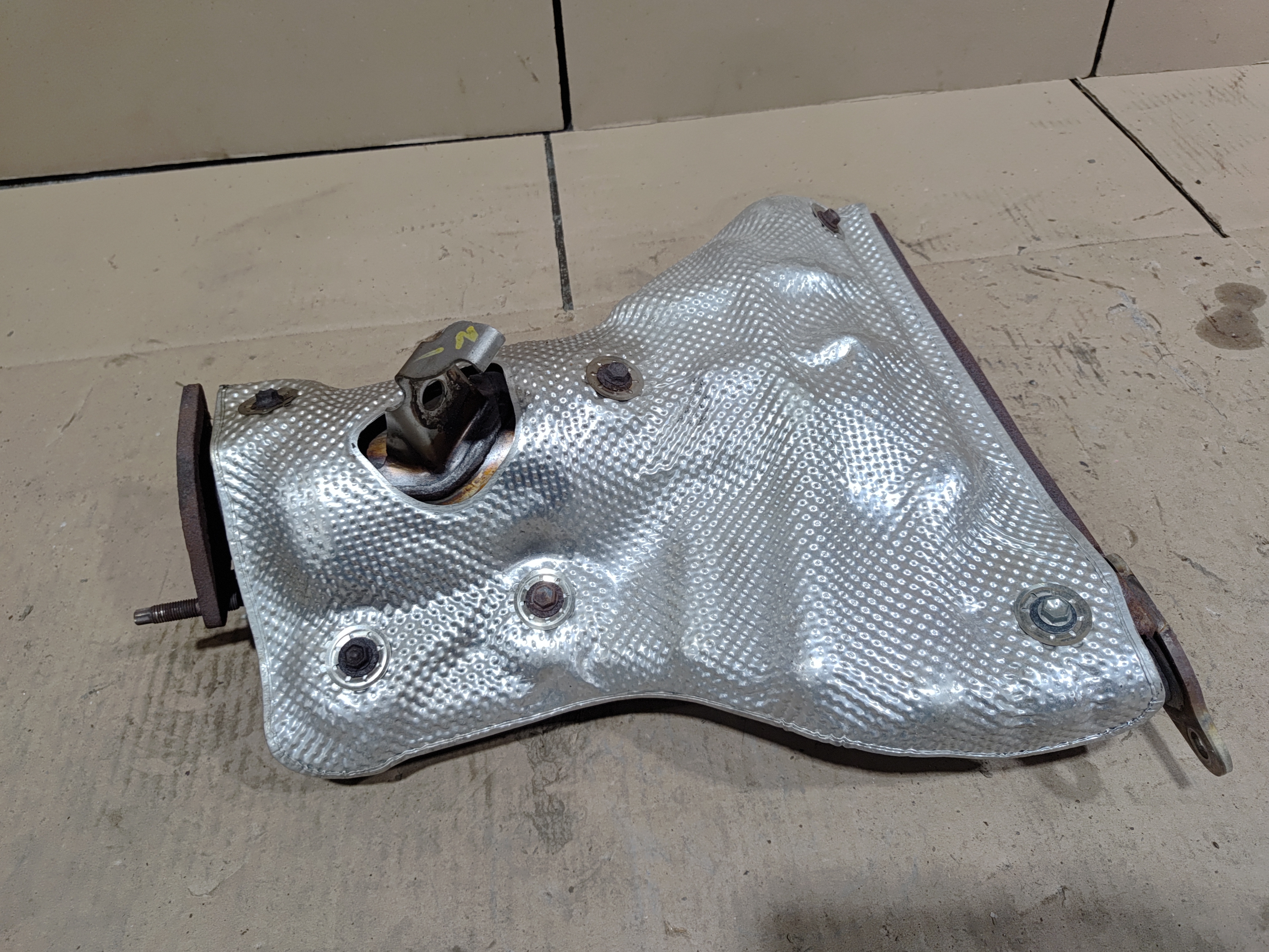 2018-2023 Camry  2.5L Rear Exhaust Manifold Assembly OEM