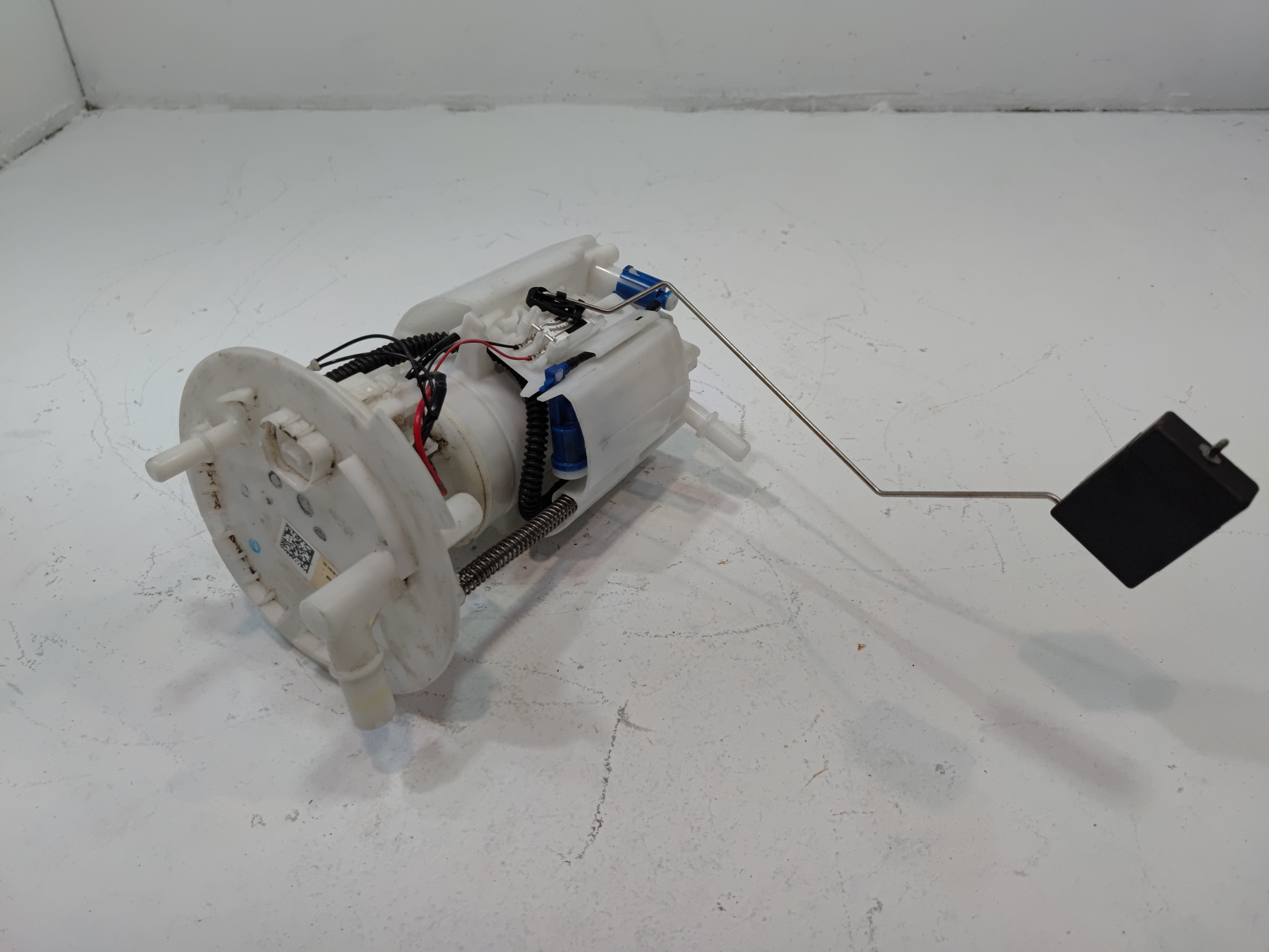 2013-2019 Ford Explorer 3.5L Fuel Gas Tank Pump & Sender Unit Assembly OEM