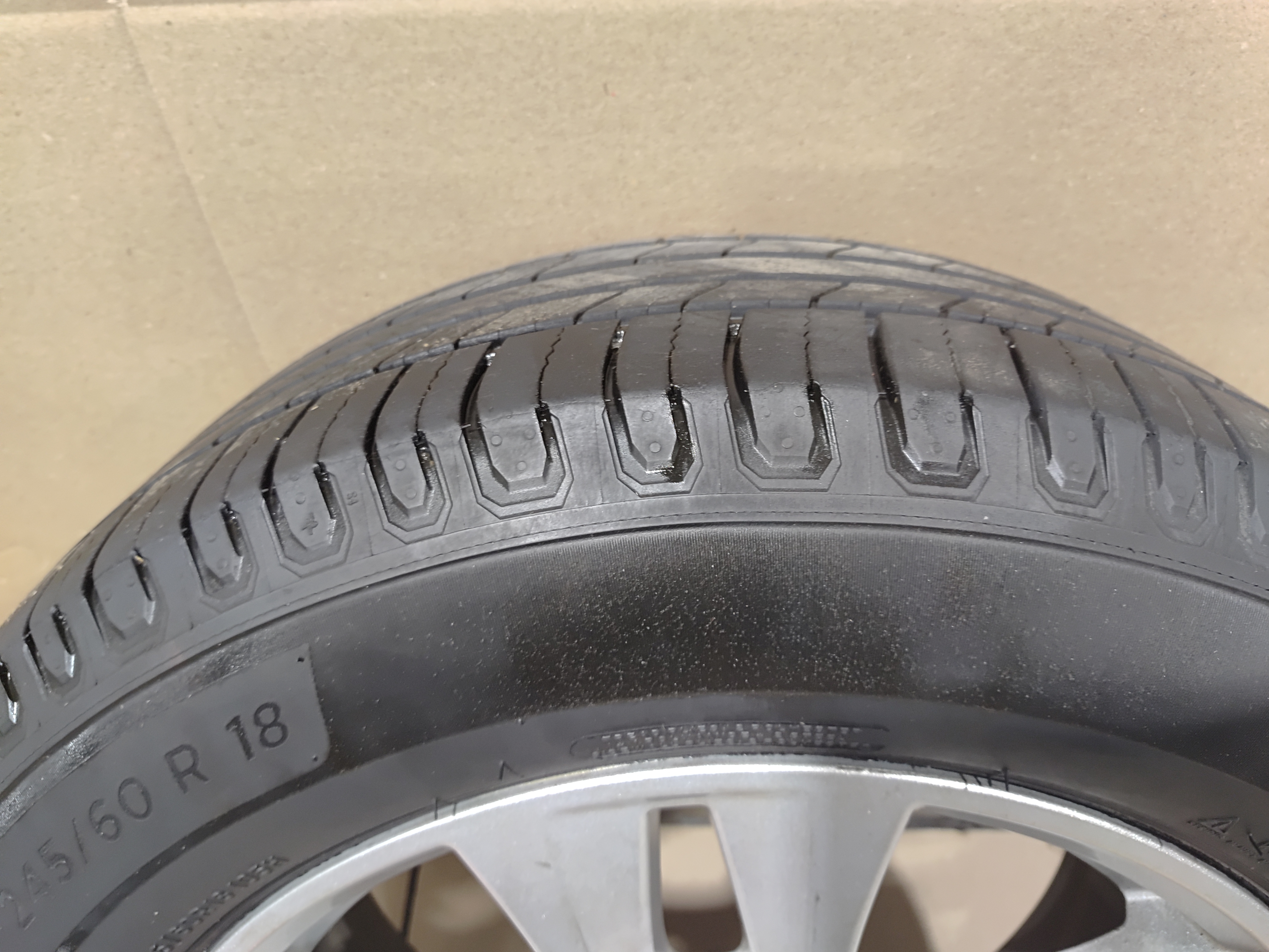 2018-19 FORD EXPLORER 18 INCH WHEEL RIM TIRE 18x8Jx44 245/60/R18 1 PCS 7/32