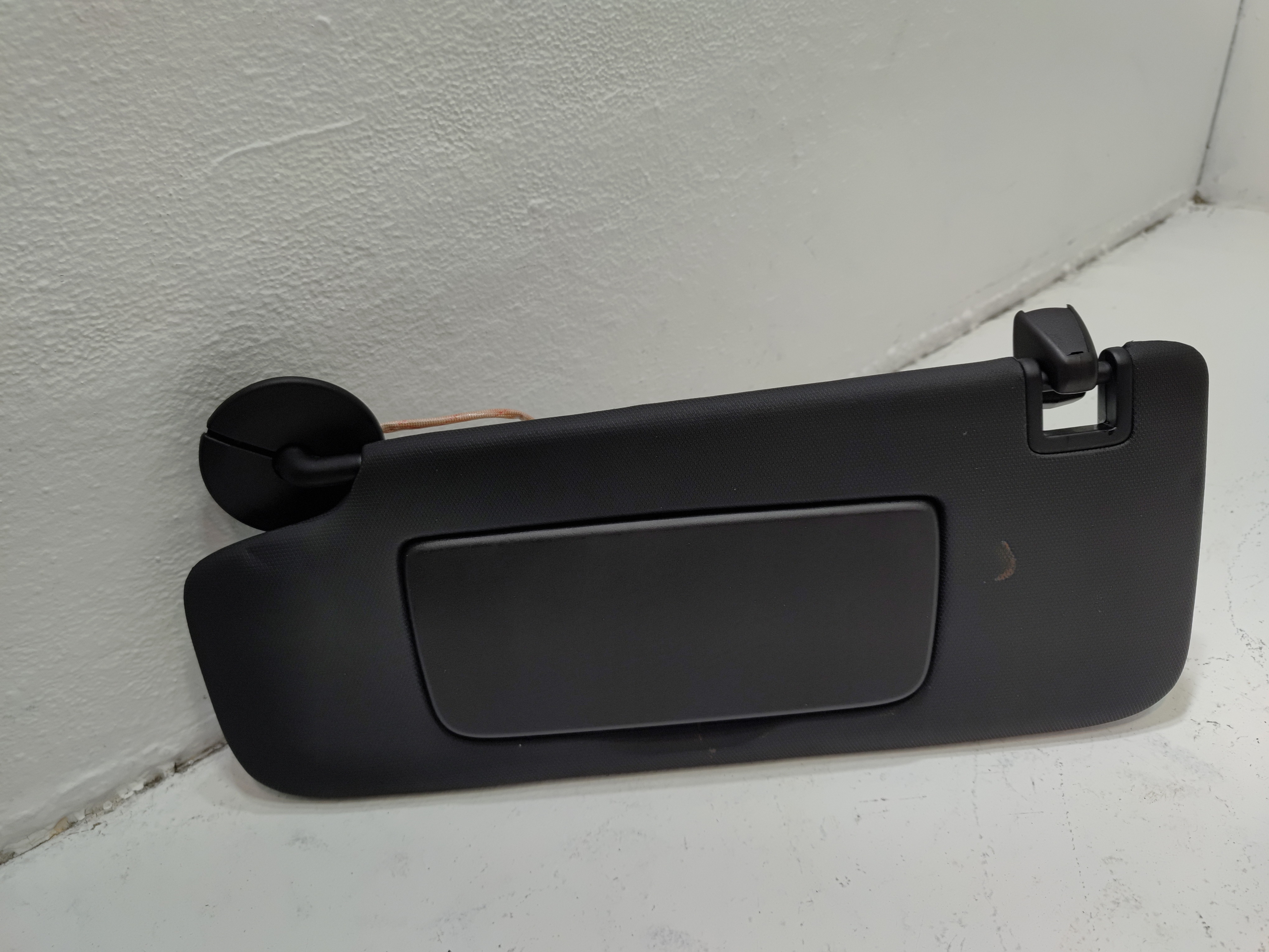 2024-2025 BUICK ENVISTA FRONT LEFT DRIVER SIDE SUN VISOR SUNVISOR OEM