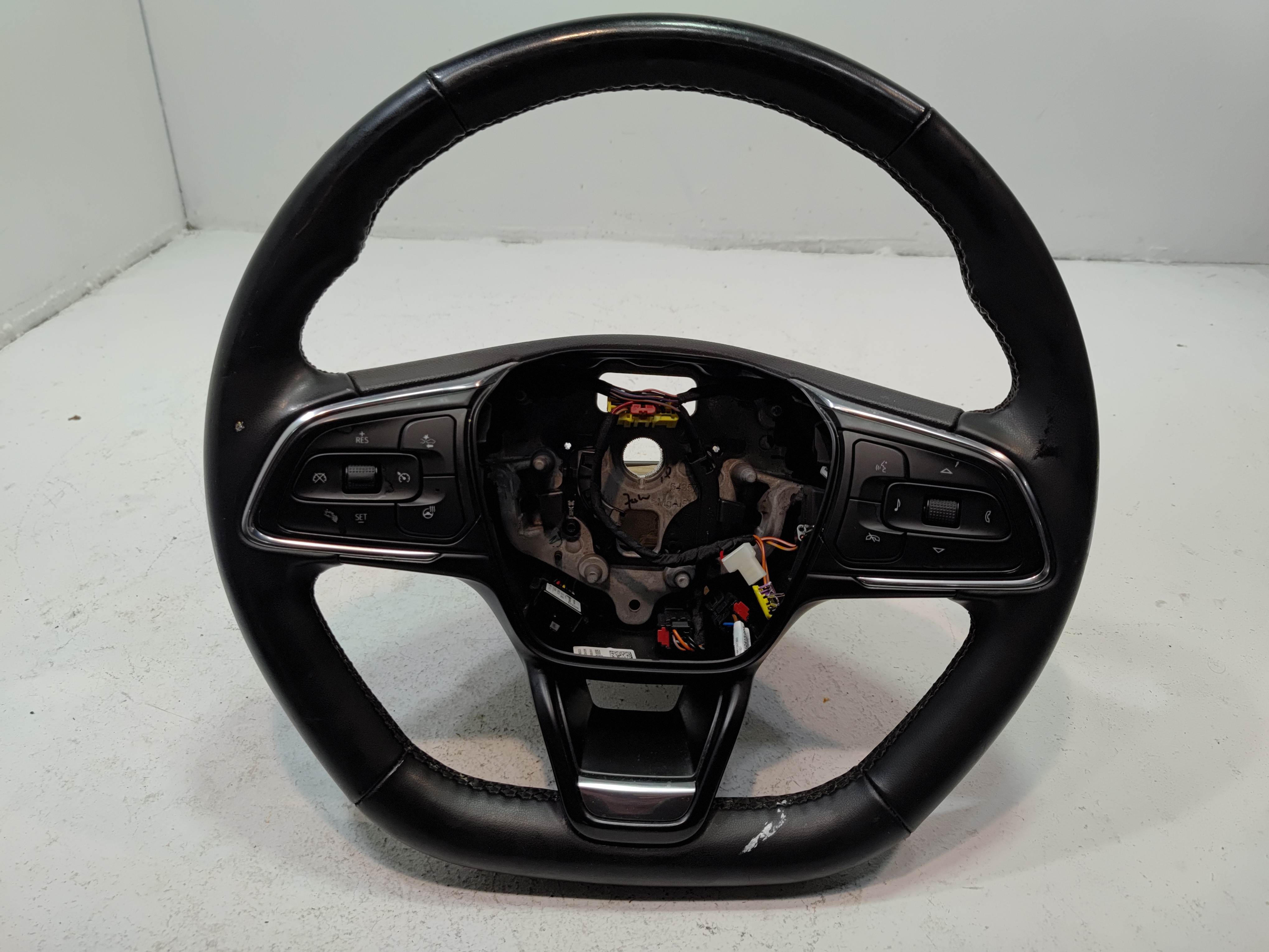 2024-2025 BUICK ENVISTA STEERING WHEEL BLACK LEATHER W/ HEATED OEM