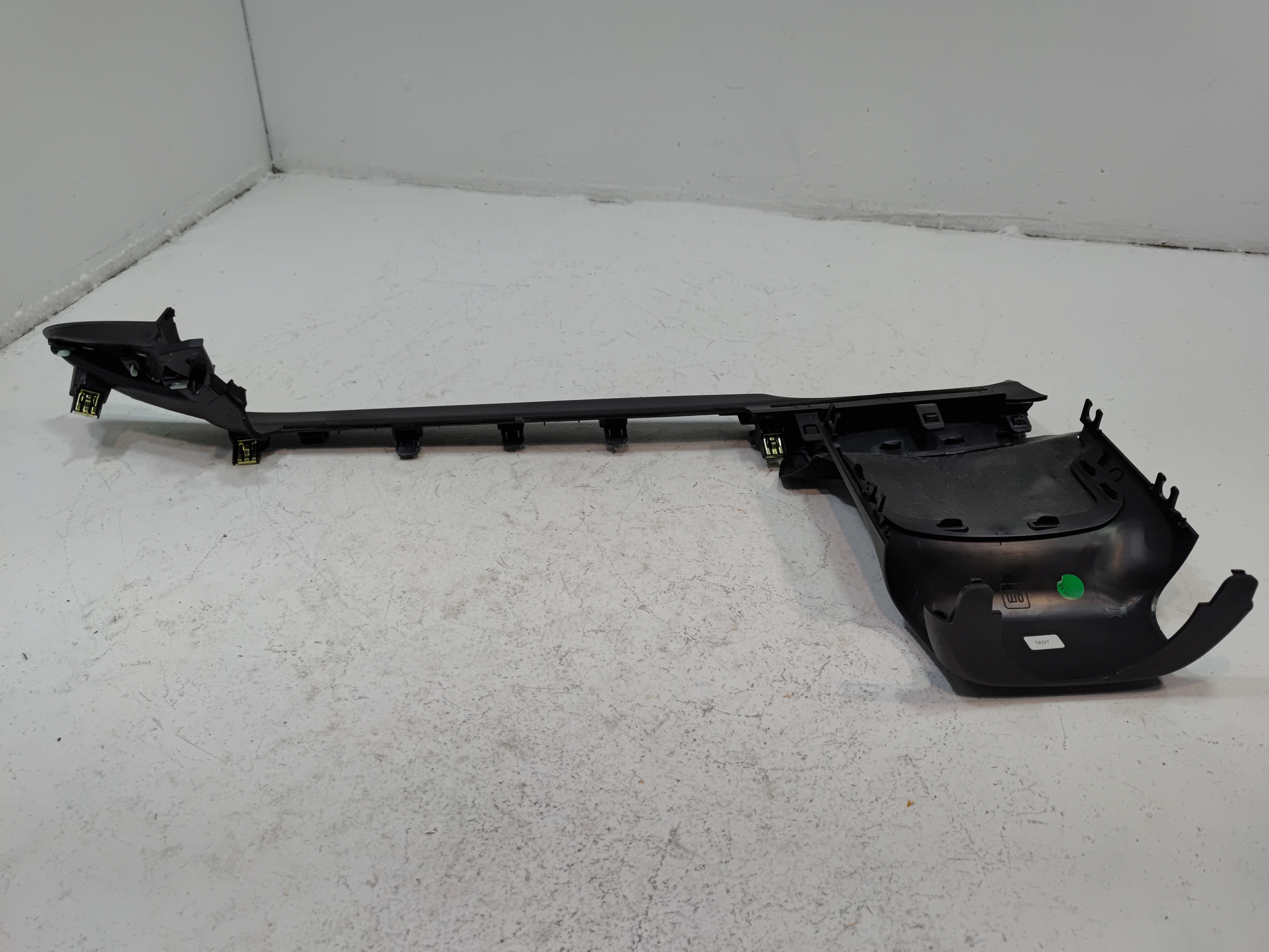 2024-2025 BUICK ENVISTA DASH TRIM PANEL MOLDING STEERING COLUMN UPPER COVER OEM