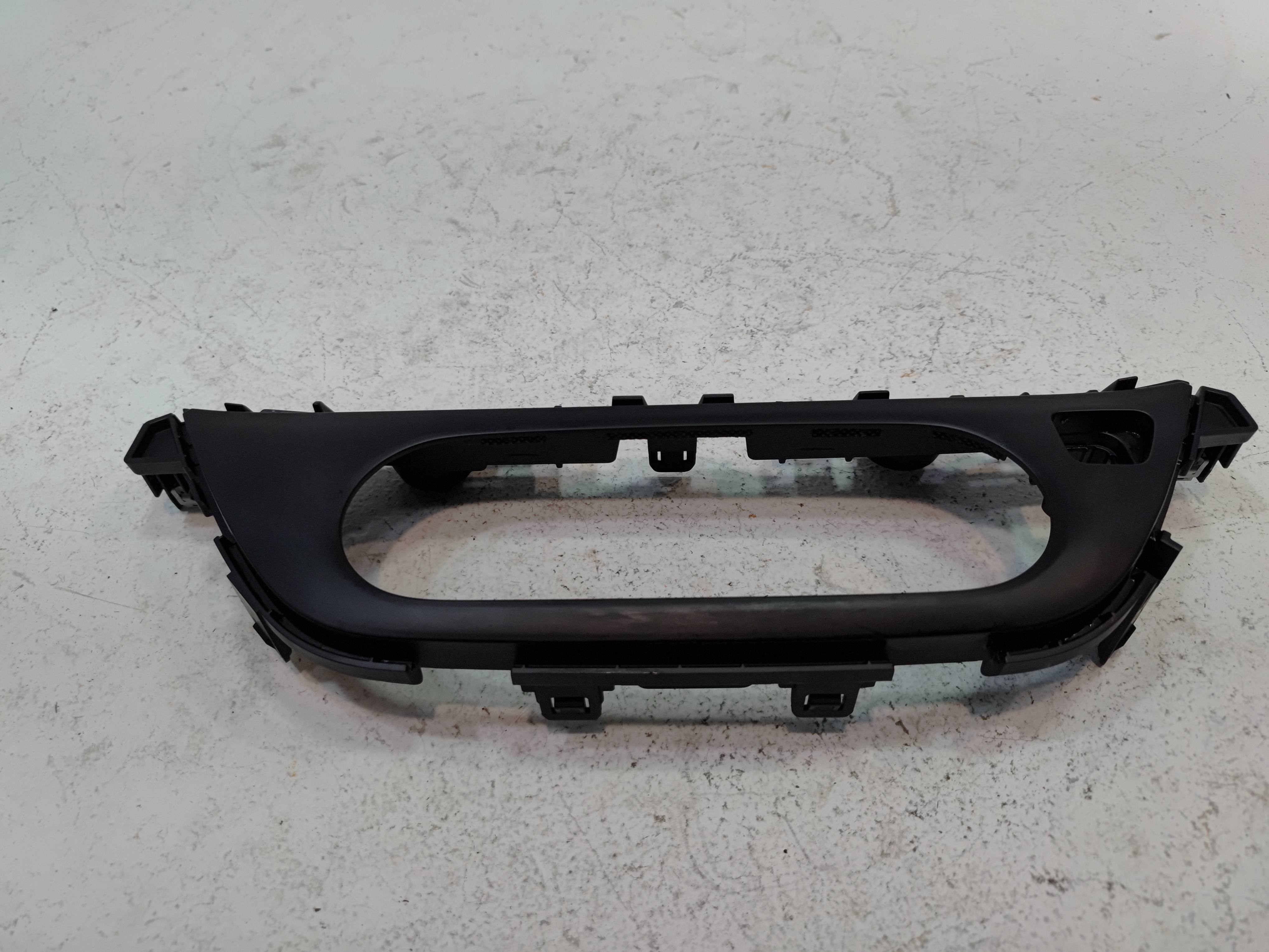 2024-2025 BUICK ENVISTA DASH AC HEATER CLIMATE & HAZARD SWITCH BEZEL TRIM OEM