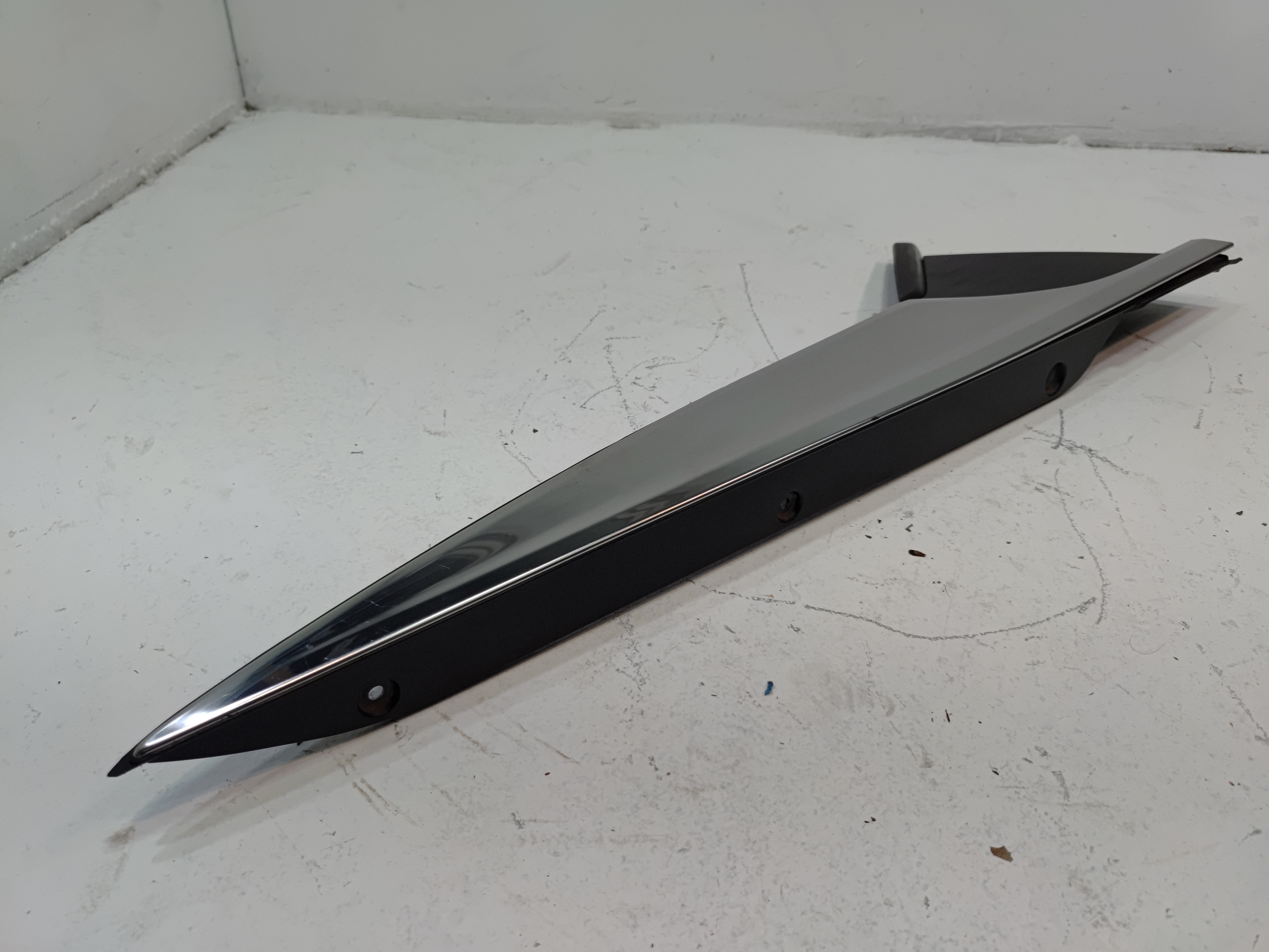 2024-2025 Buick Envista Preferred Rear Driver Side Quarter Applique Molding OEM