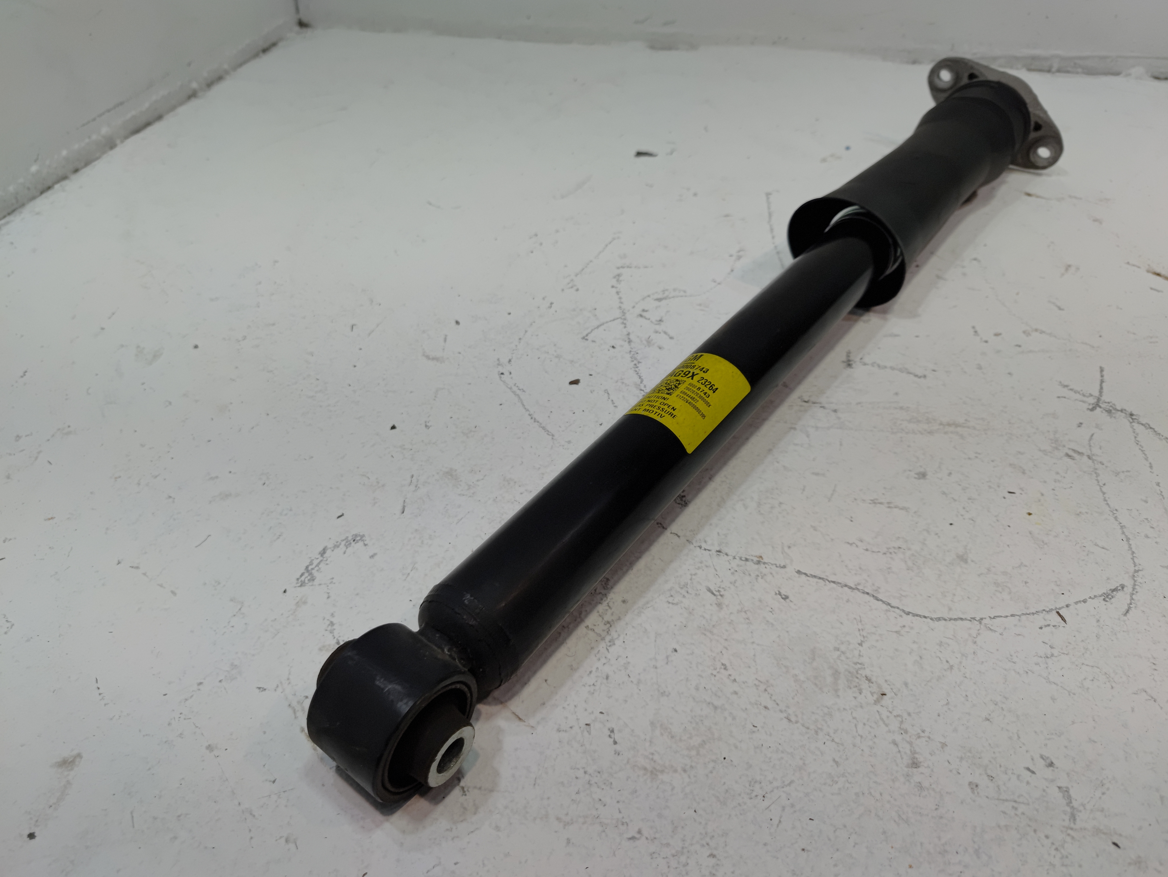 2024-2025 Buick Envista FWD Rear Suspension Driver Side Shock Strut Absorber OEM