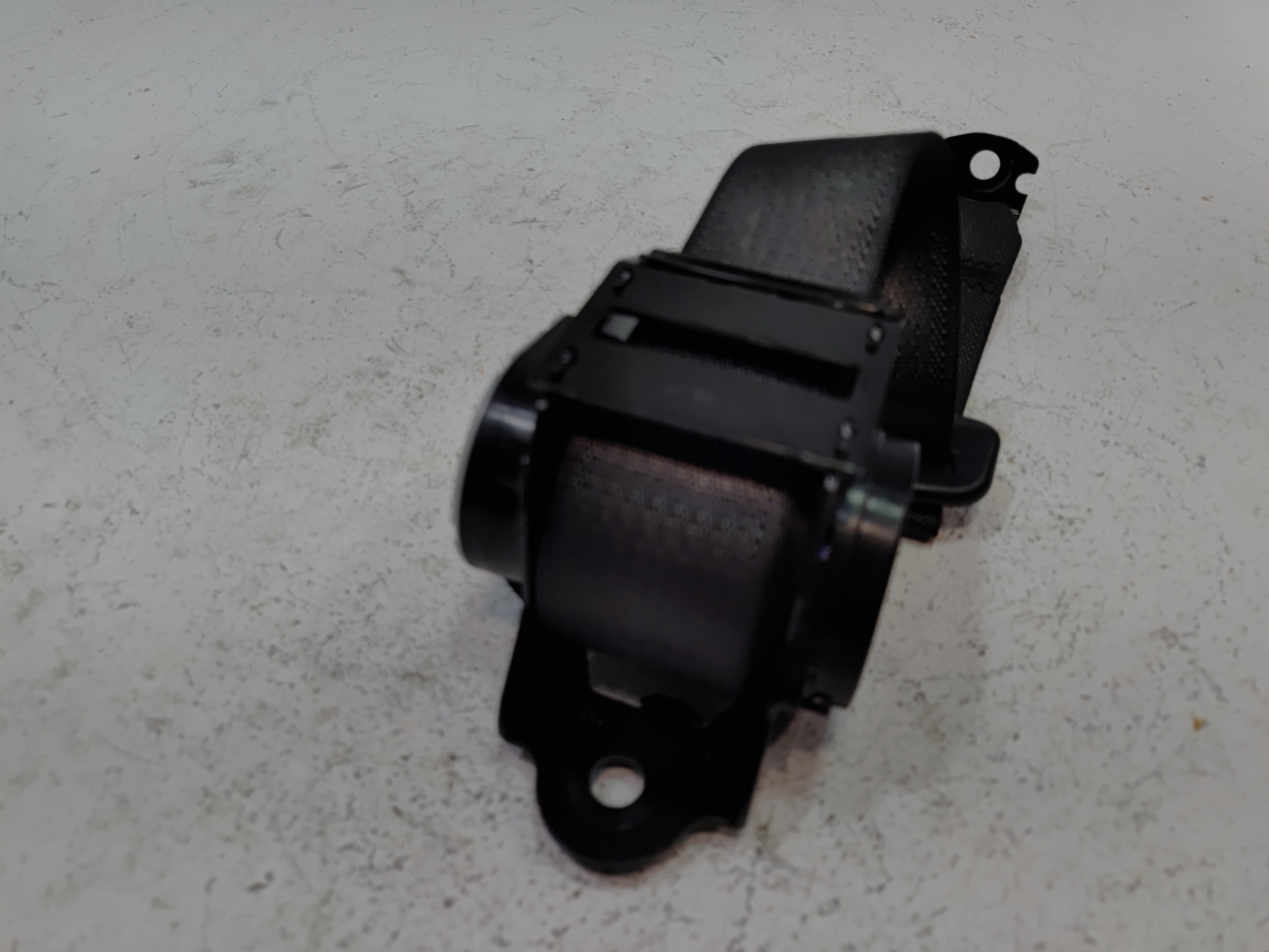 2024 - 2025 BUICK ENVISTA REAR RIGHT SIDE SEAT BELT RETRACTOR OEM