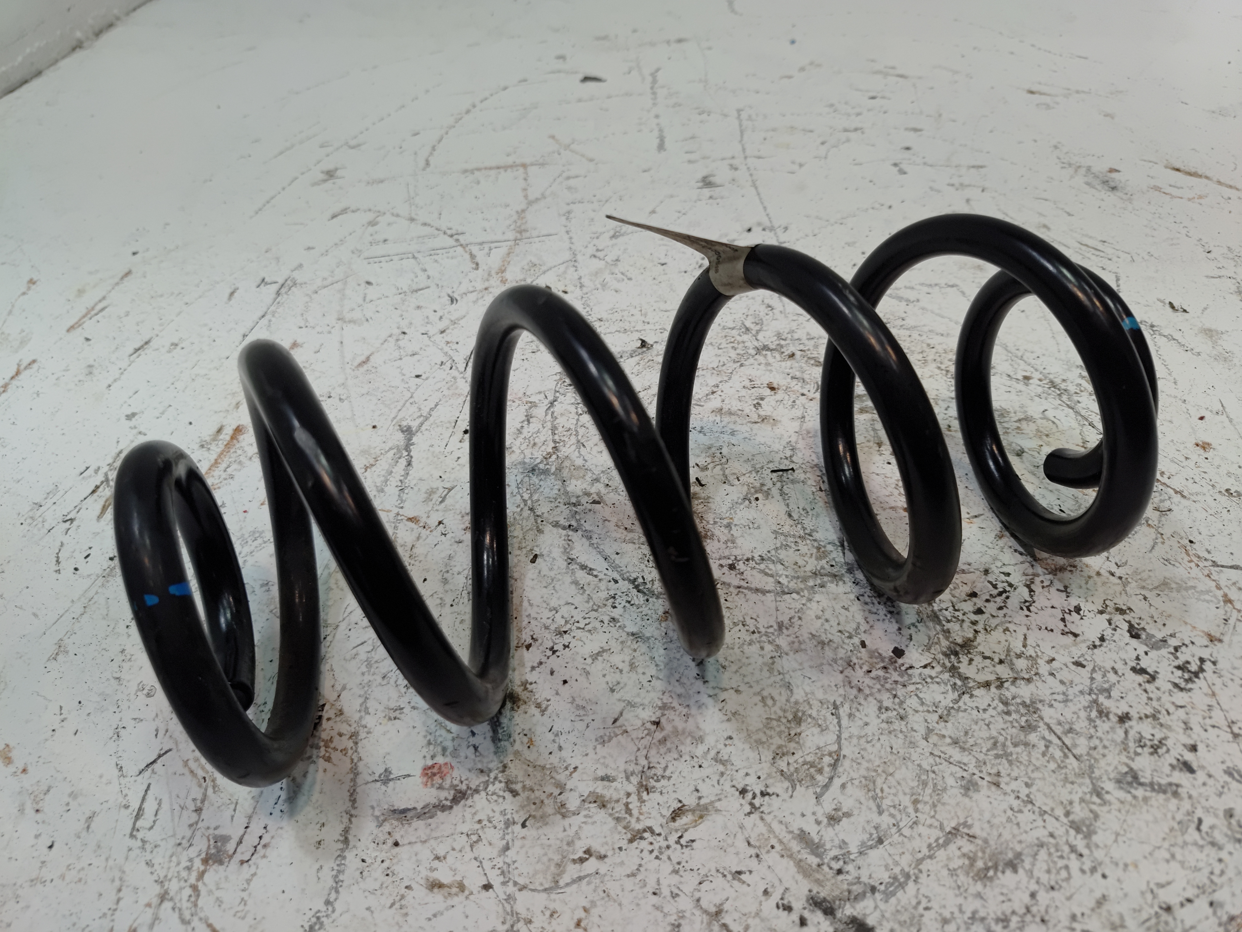 2024-2025 BUICK ENVISTA REAR LEFT OR RIGHT SIDE SUSPENSION COIL SPRING OEM