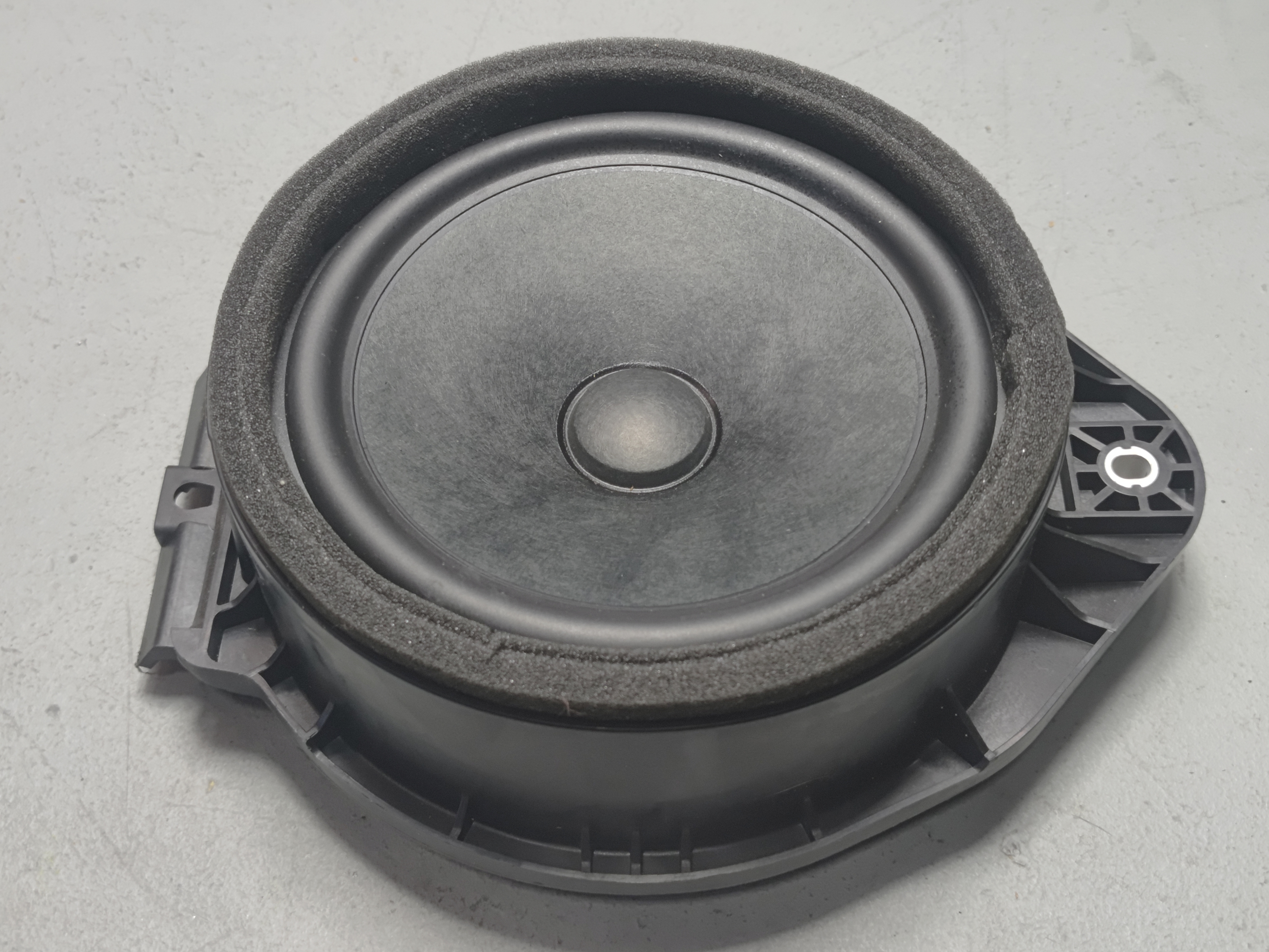 2024-2025 BUICK ENVISTA FRONT LEFT DRIVER SIDE DOOR AUDIO SOUND SPEAKER OEM