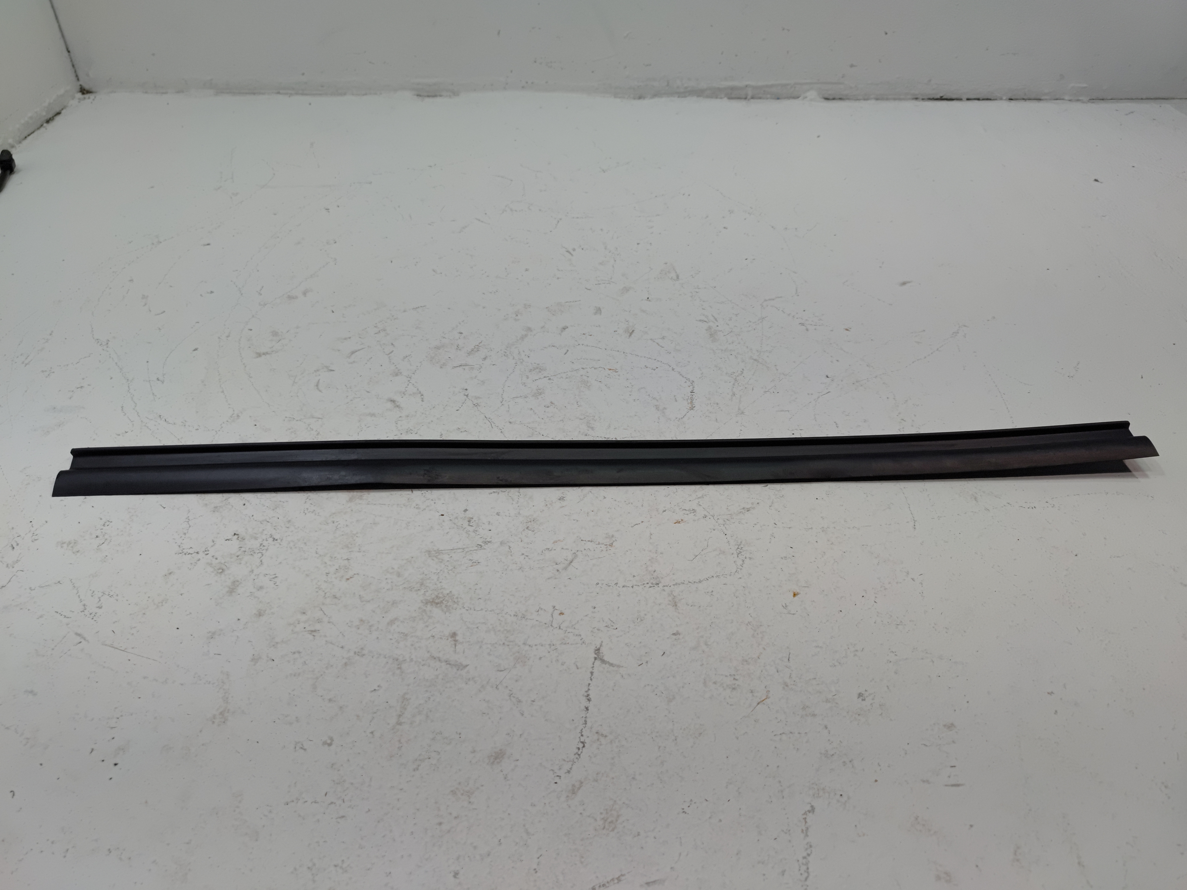 2024-2025 Buick Envista Radiator Core Support Air Guide Baffle Upper Seal OEM