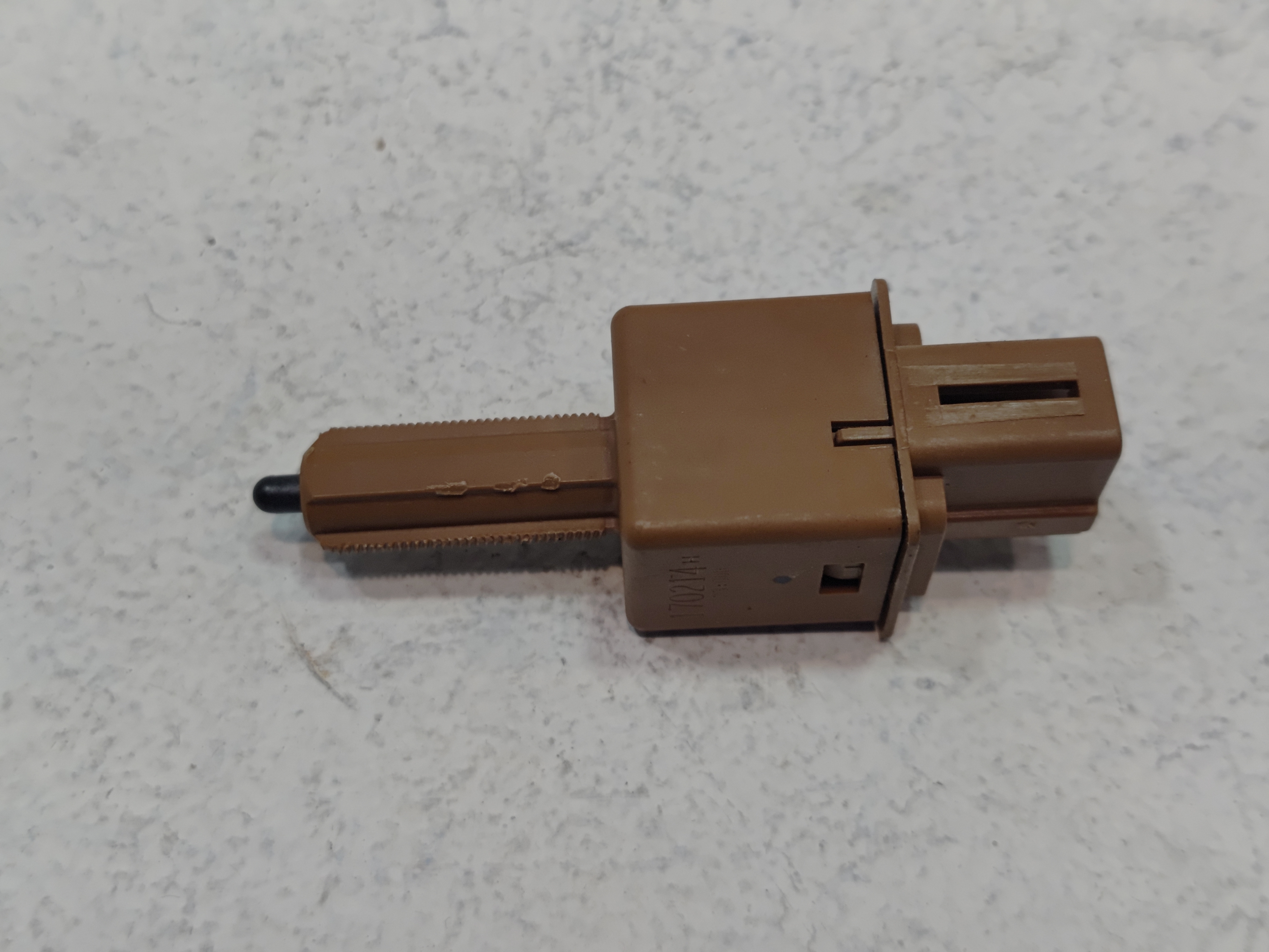 2014-2020 ACURA MDX BRAKE PEDAL STOP LIGHT SENSOR SWITCH OEM