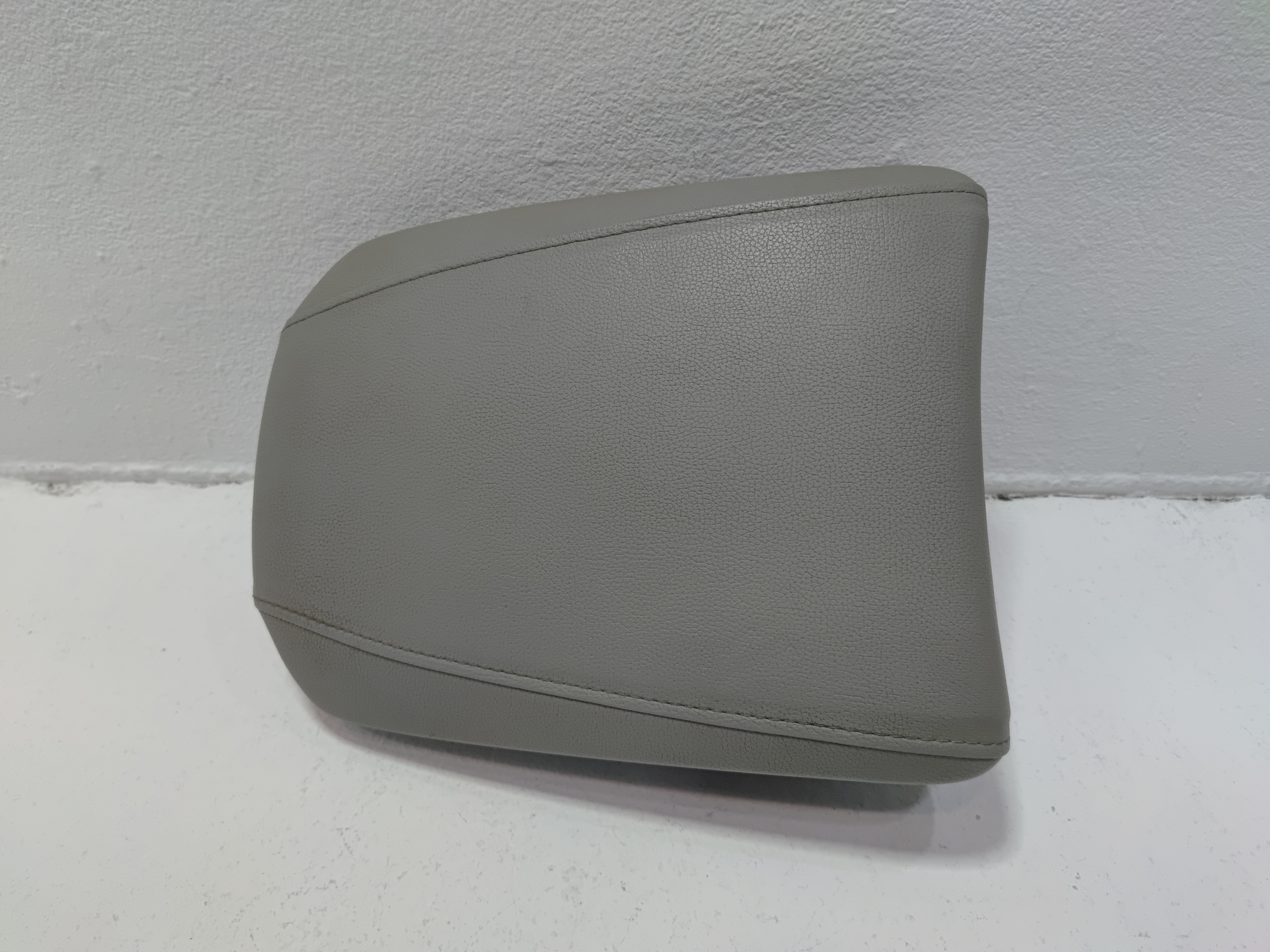 2014-2020 ACURA MDX CENTER CONSOLE LEATHER ARMREST ARM REST COVER LID OEM