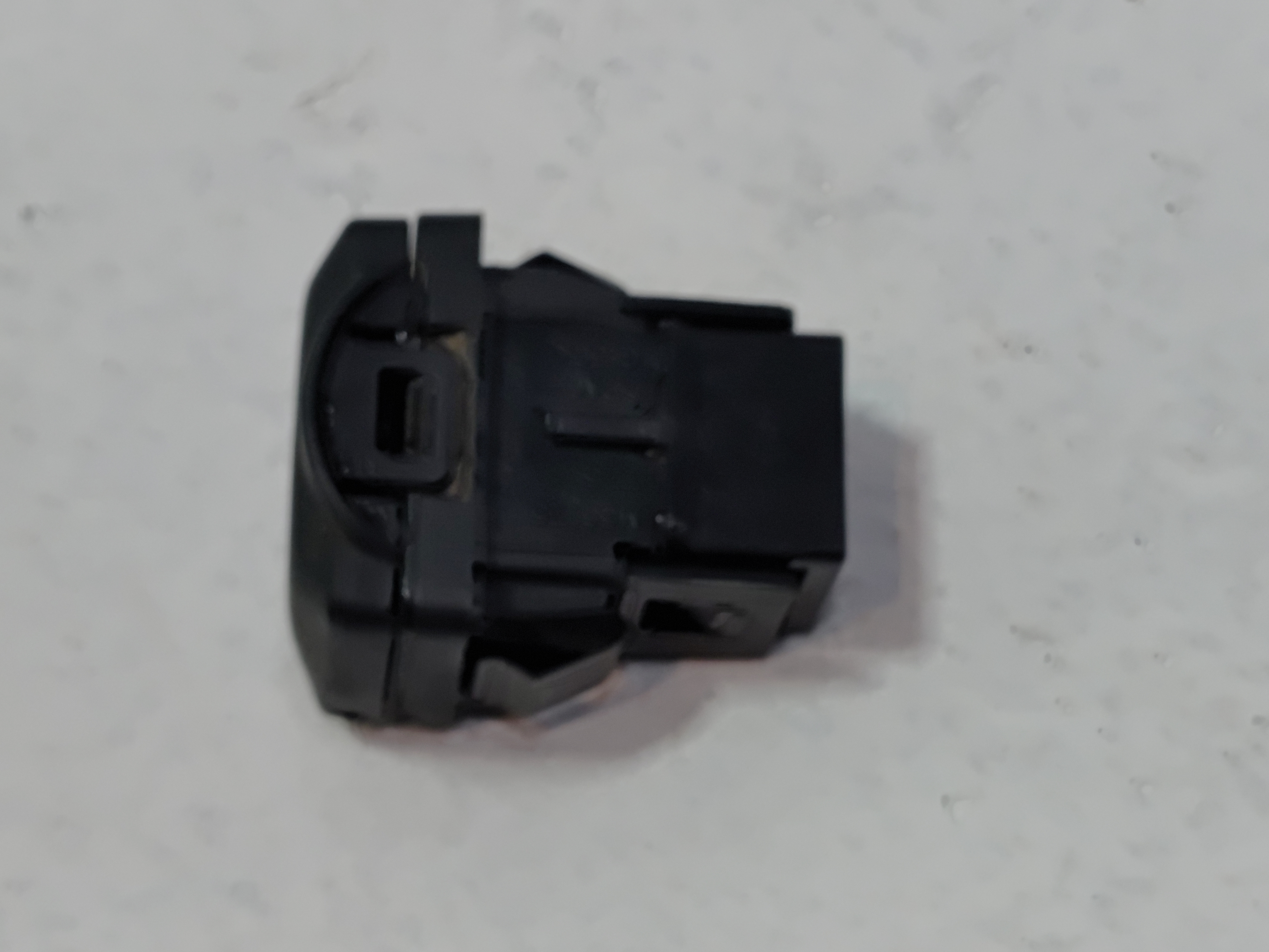 2017 Acura MDX Center Console USB Port Adapter Connector Module OEM