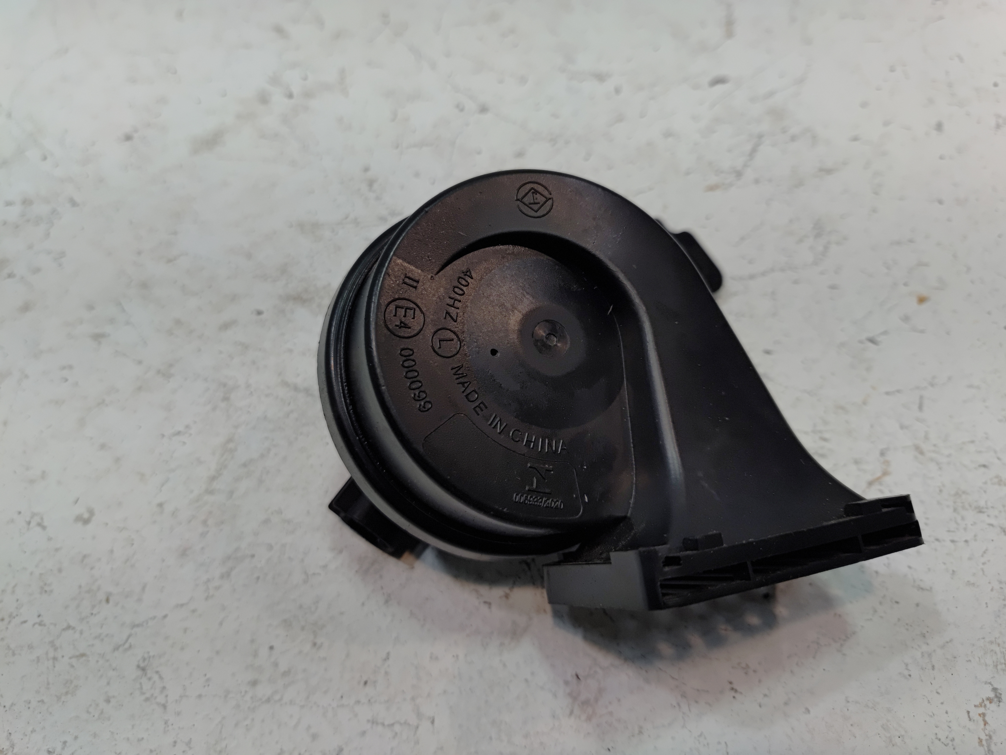 BUICK ENVISTA 2024 - 2025 LEFT DRIVER SIDE LOW NOTE TONE HORN SIGNAL OEM