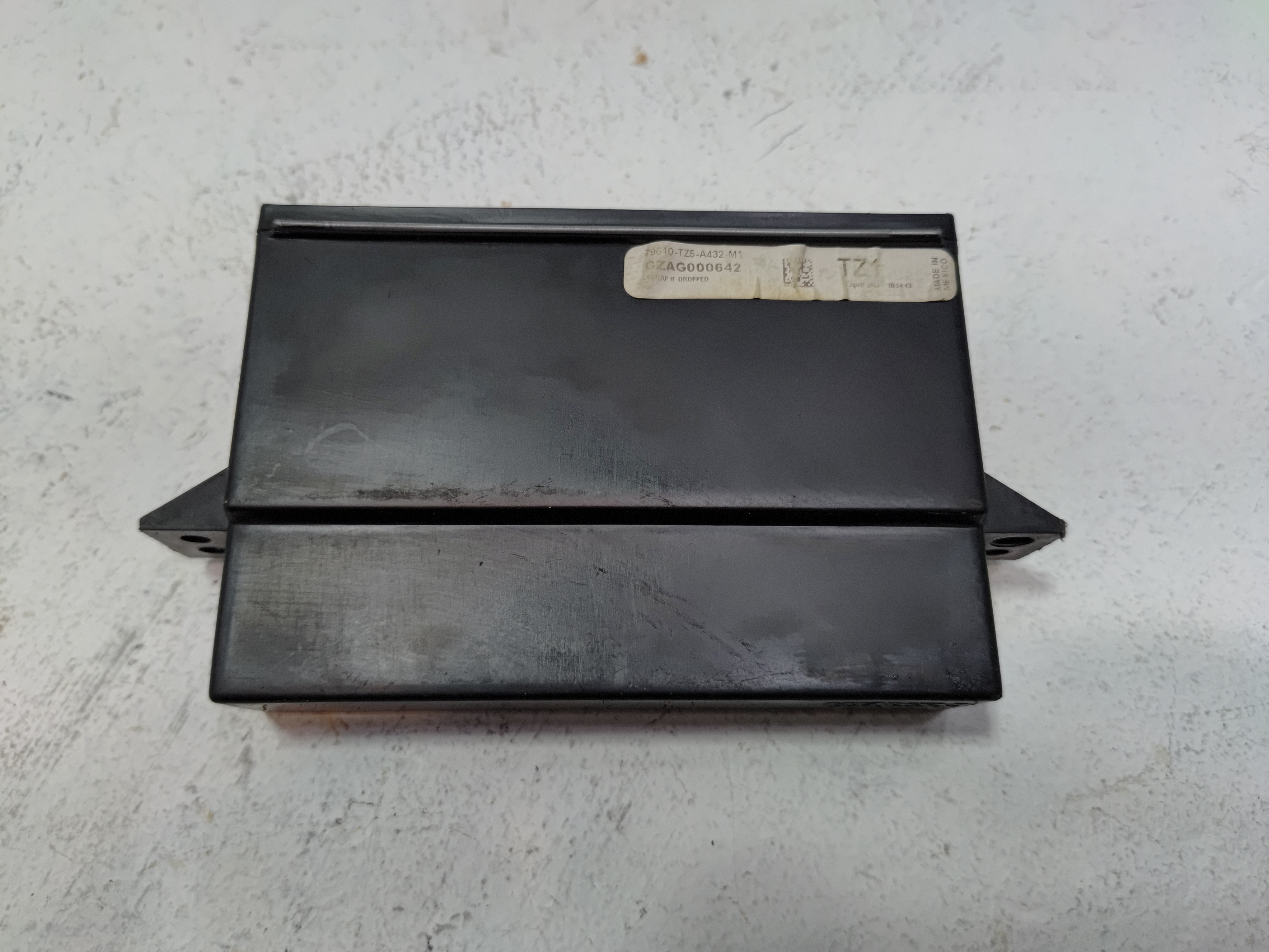 2017-2018 ACURA MDX FWD AC AIR CONDITIONER CLIMATE CONTROL MODULE UNIT OEM