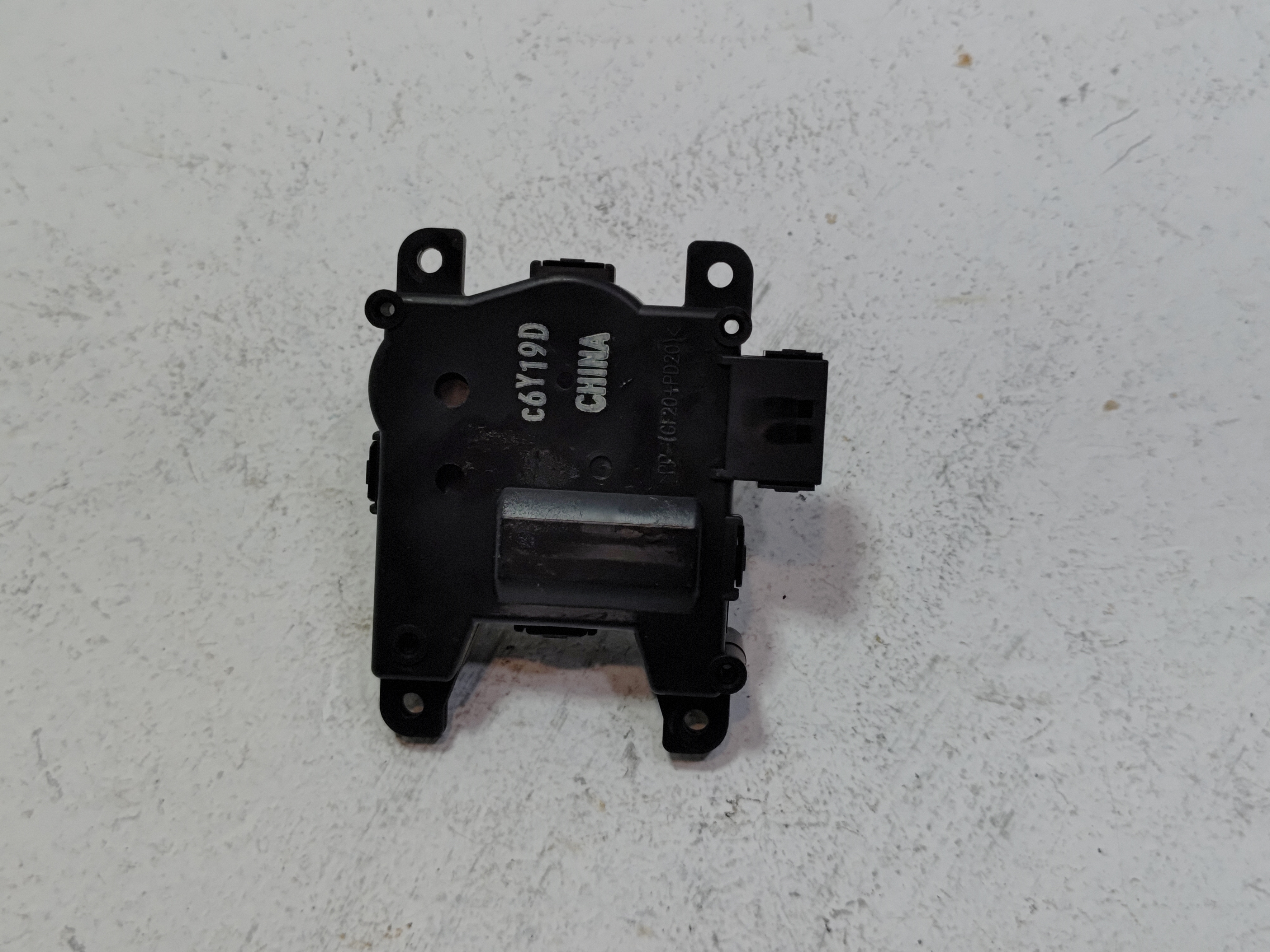 2014-2020 ACURA MDX AWD HVAC REAR DUCT FLAP DOOR VENT BLEND MOTOR ACTUATOR OEM