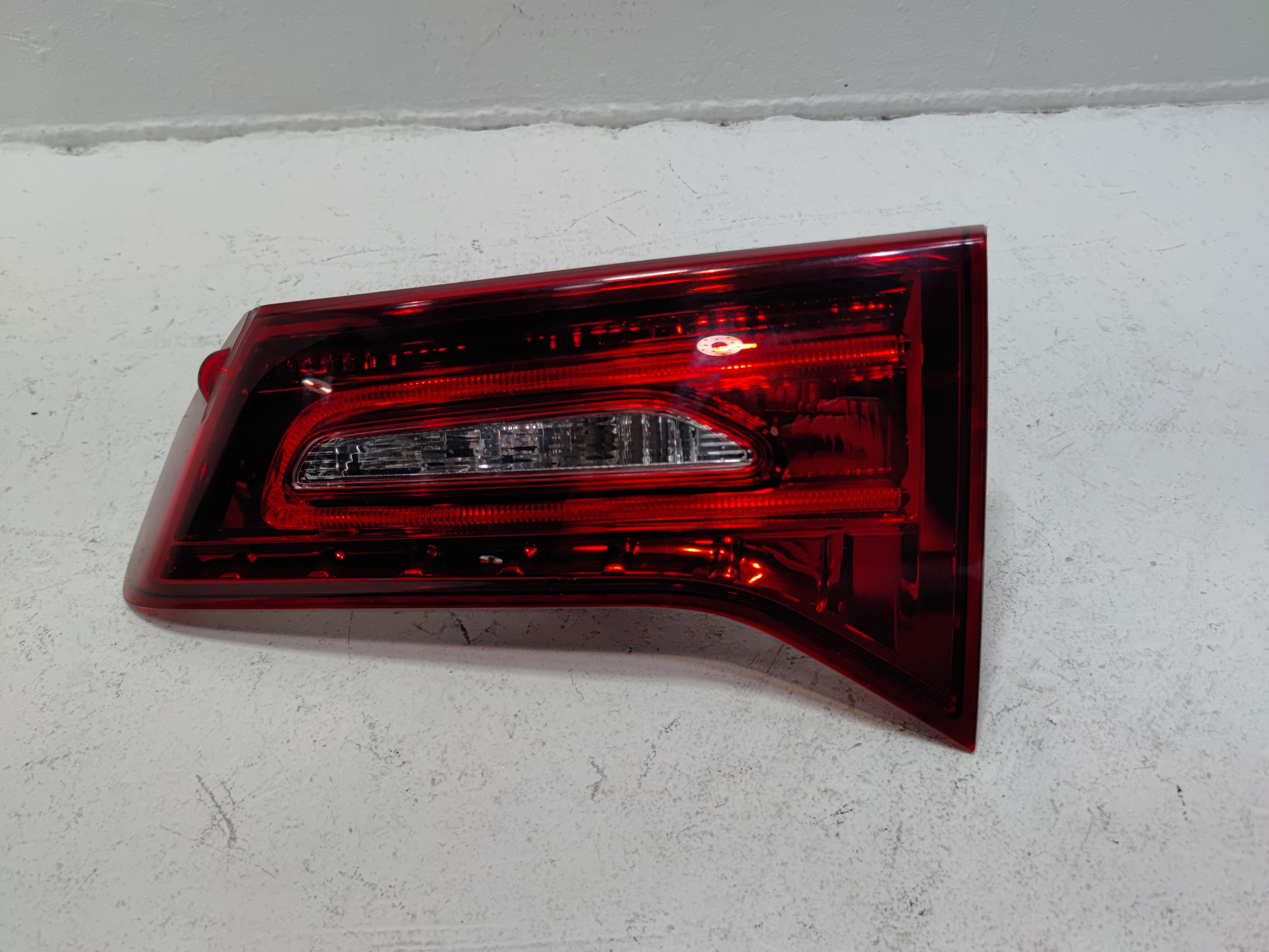 2014-2020 Acura MDX Rear Right Passenger Side Inner Taillight Light Lamp OEM