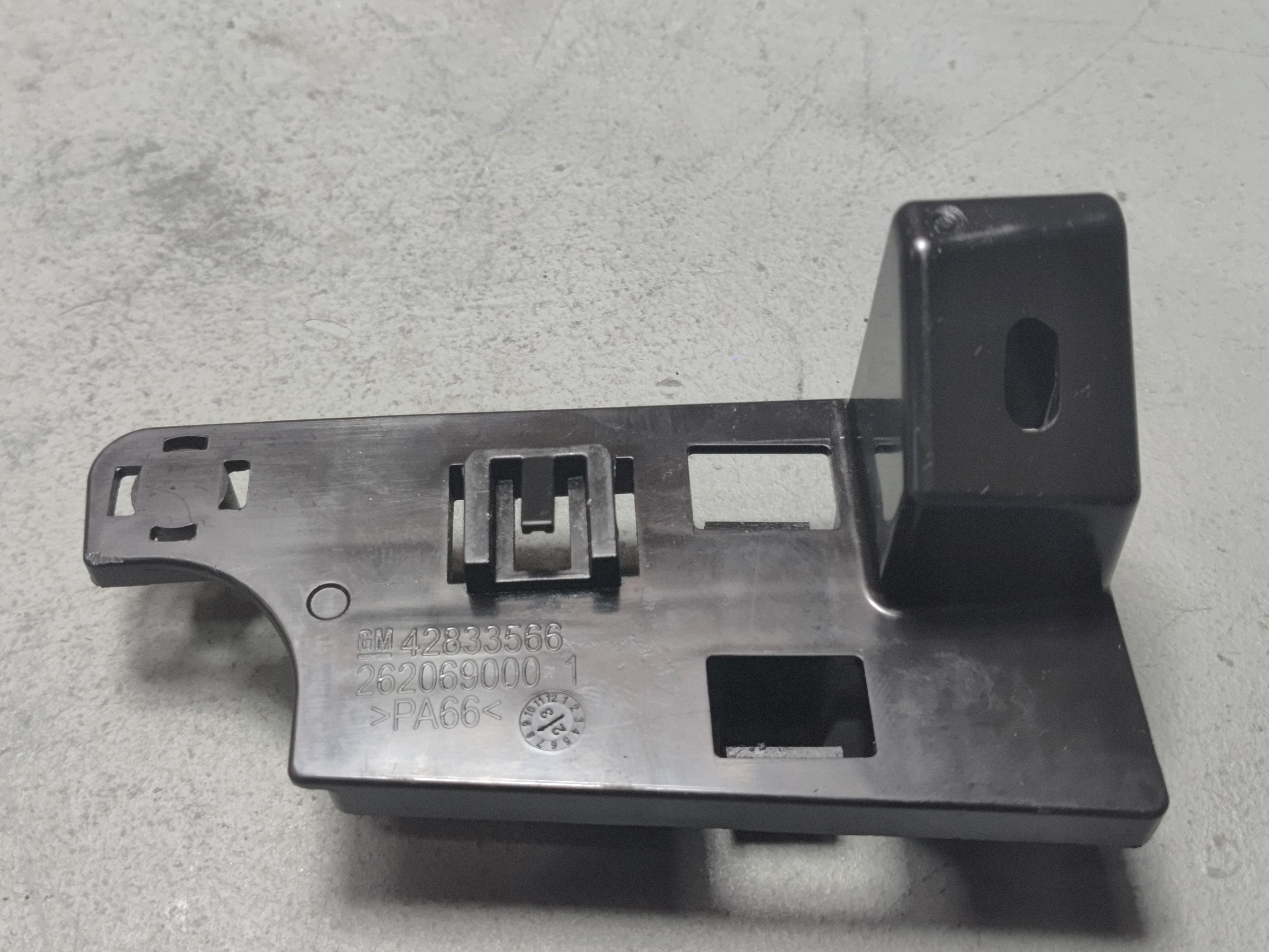 Buick Envista 2024-2025 Body Wiring Harness Clip Brace Bracket OEM