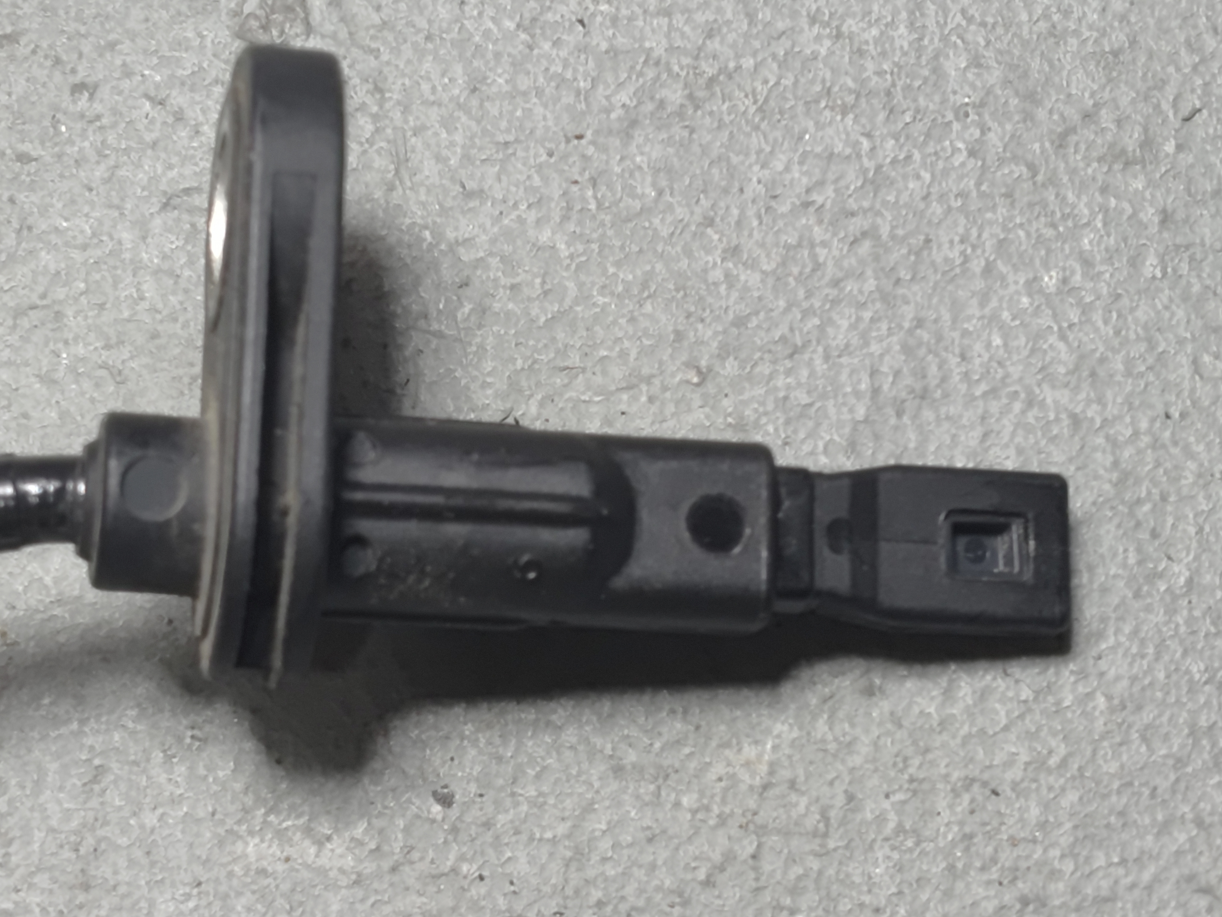 BUICK ENVISTA 2024-2025 REAR RIGHT OR LEFT ABS WHEEL SPEED SENSOR OEM 1PCS