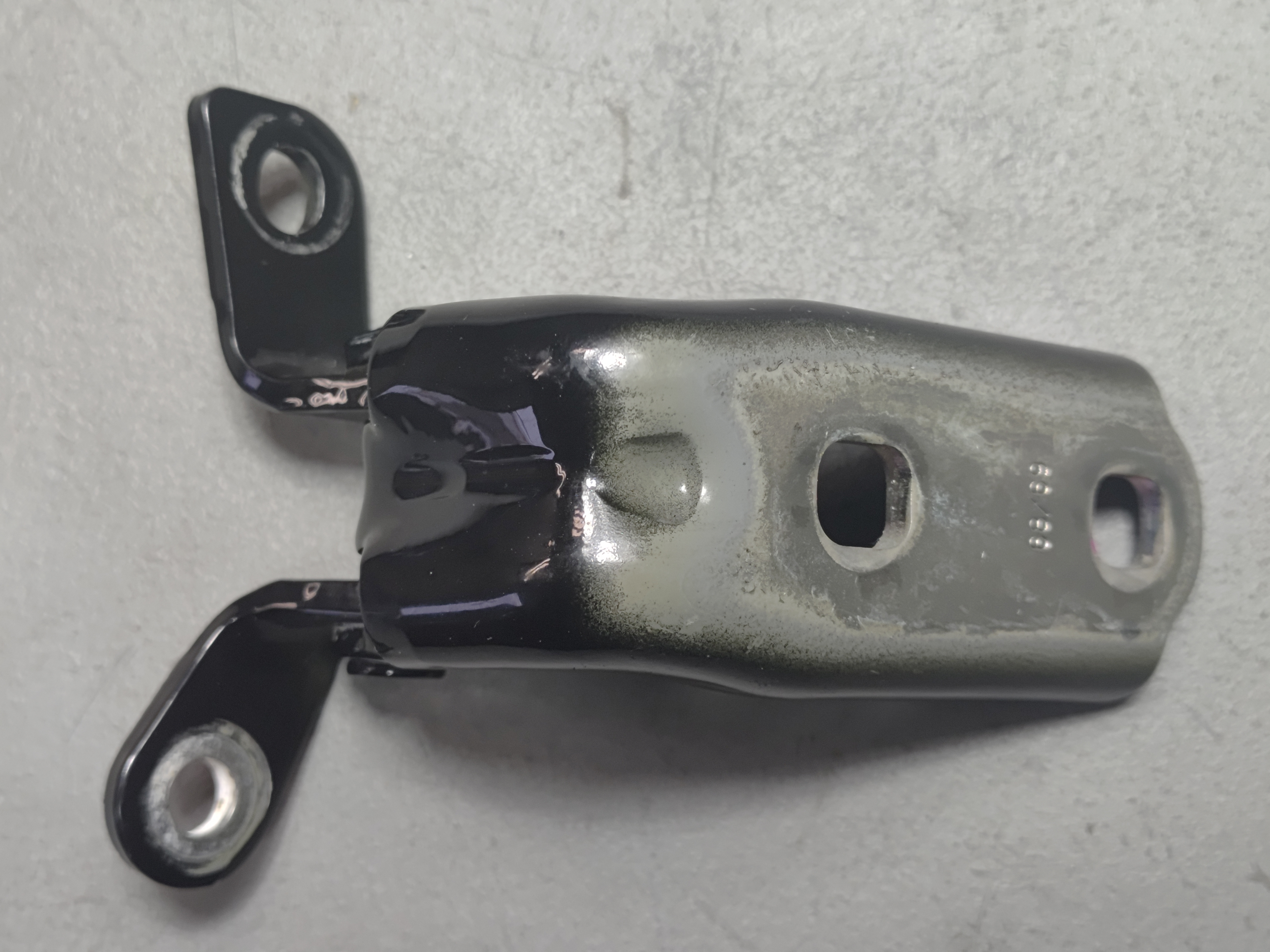 2024-2025 BUICK ENVISTA REAR LEFT DRIVER SIDE DOOR HINGE LOWER OEM