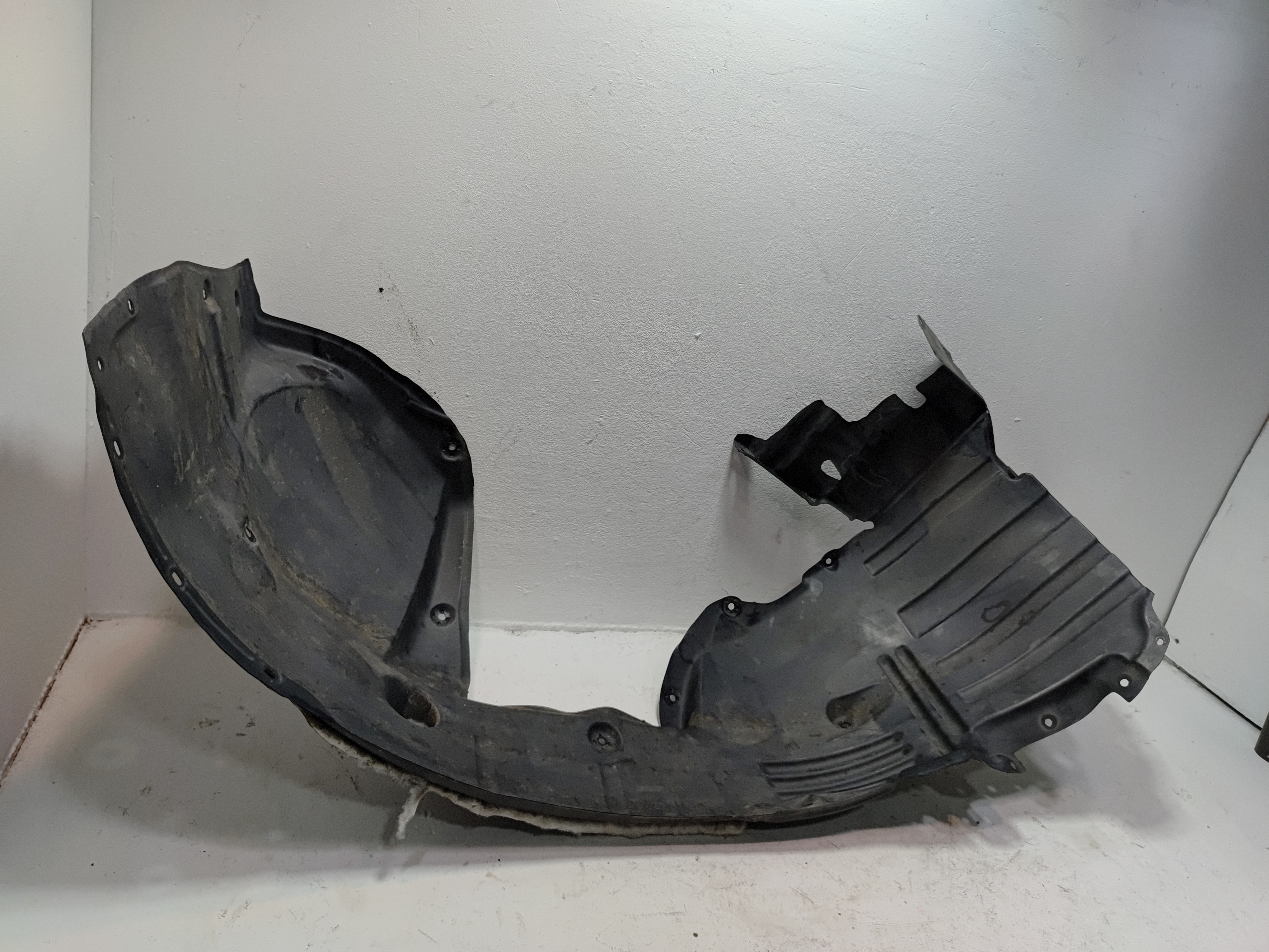 2017-2020 ACURA MDX FRONT DRIVER FENDER INNER LINER SPLASH GUARD SHIELD OEM