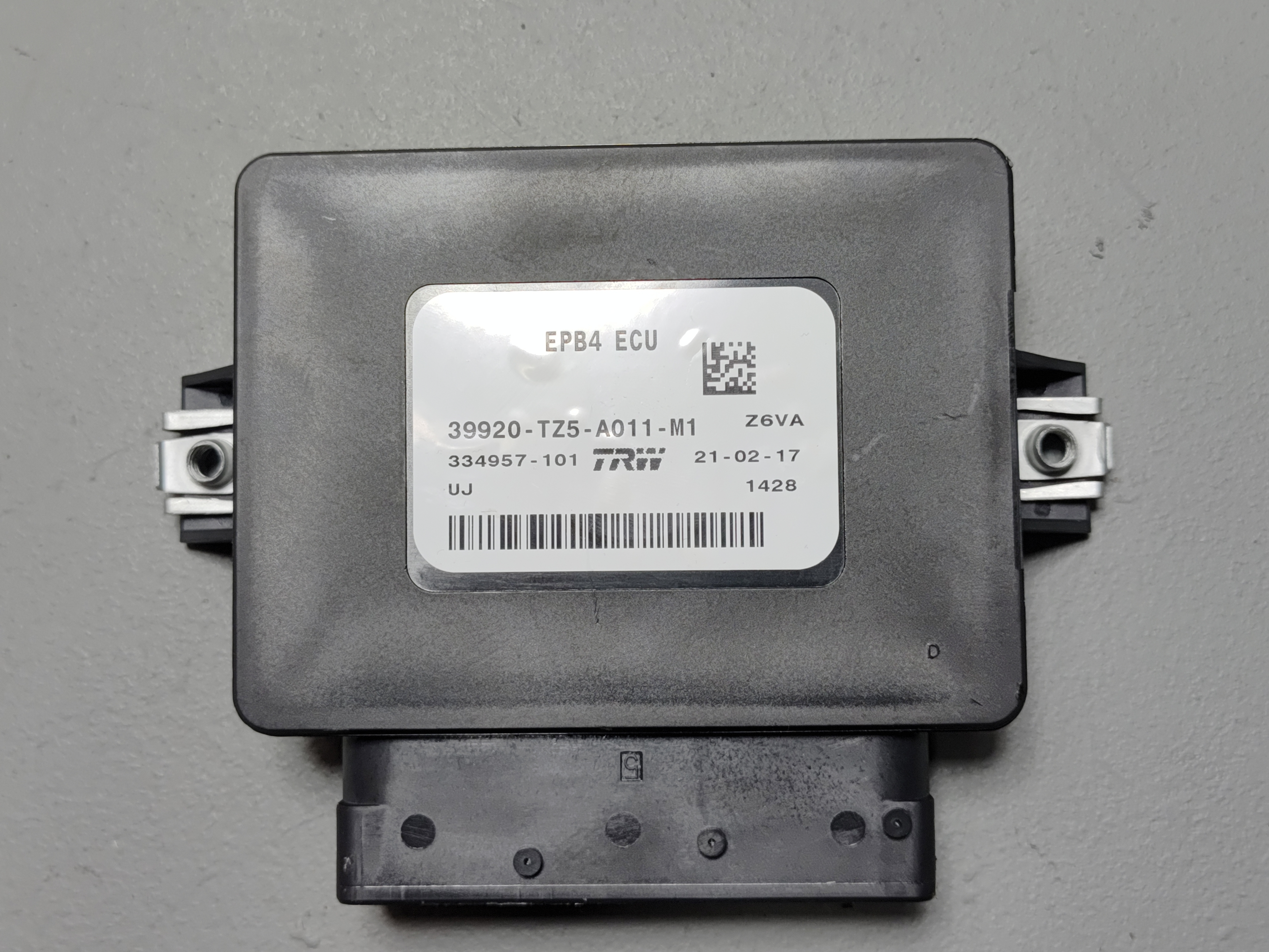 2017 - 2020 ACURA MDX PARKING BRAKE CONTROL MODULE UNIT OEM