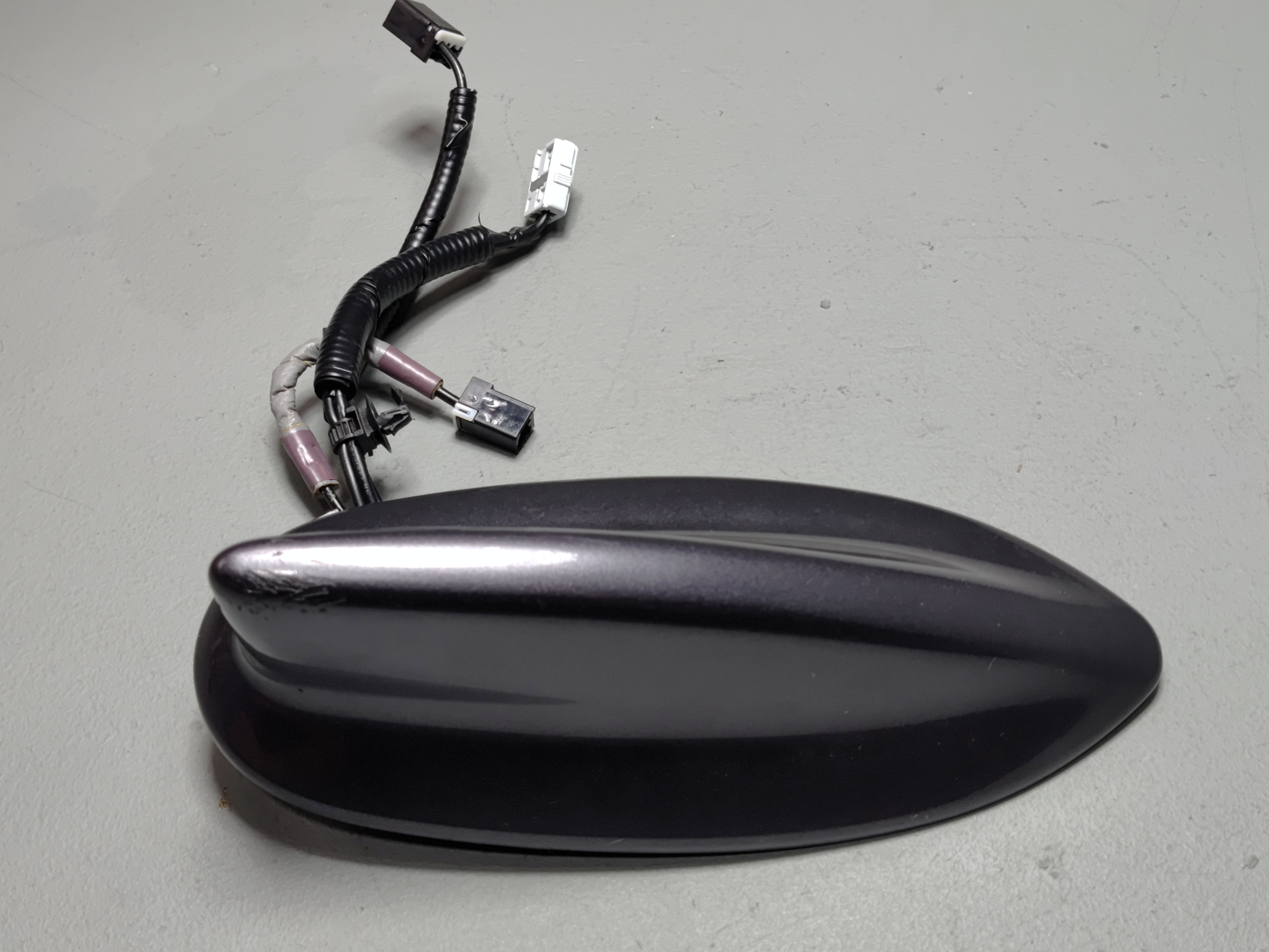 2017 - 2020 ACURA MDX ROOF SHARK FIN ANTENNA MODULE *NH797M* GRAY OEM