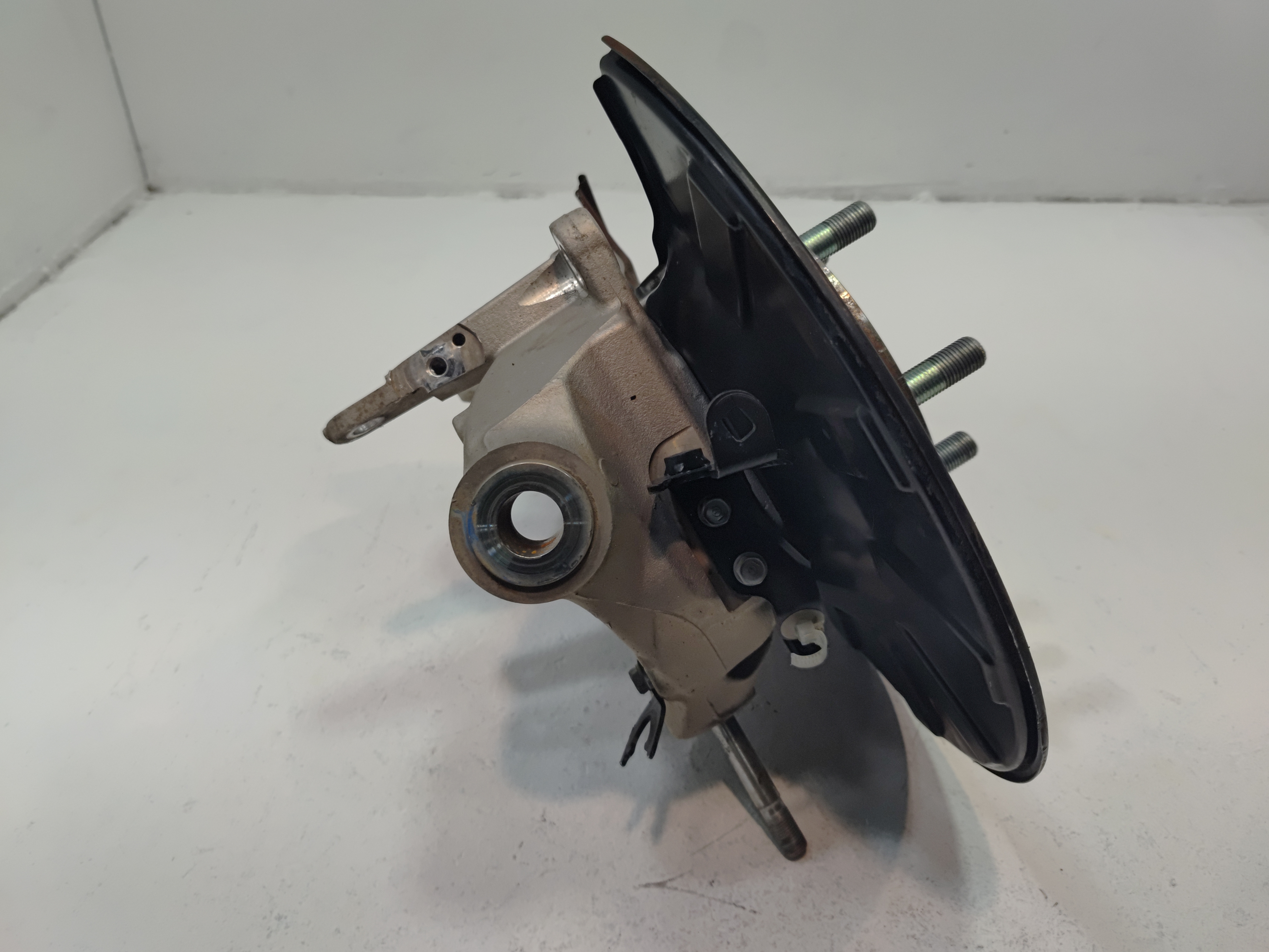 2017-2020 Acura MDX Rear Right Side Suspension Spindle Knuckle & Hub OEM