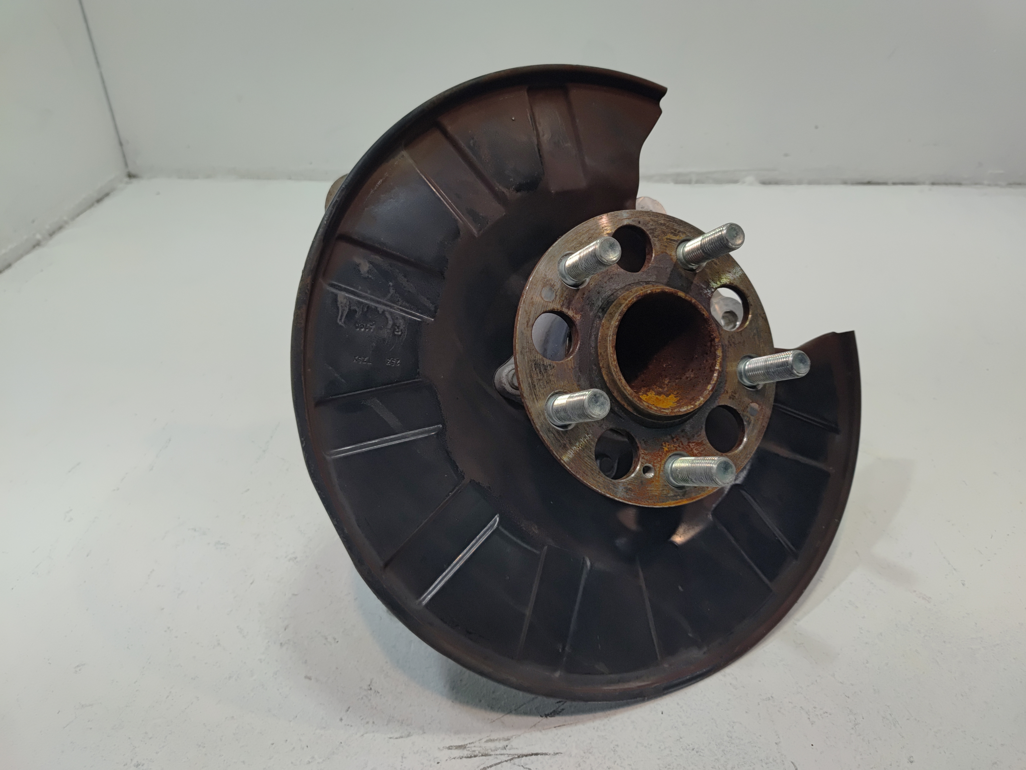 2017-2020 Acura MDX Rear Right Side Suspension Spindle Knuckle & Hub OEM