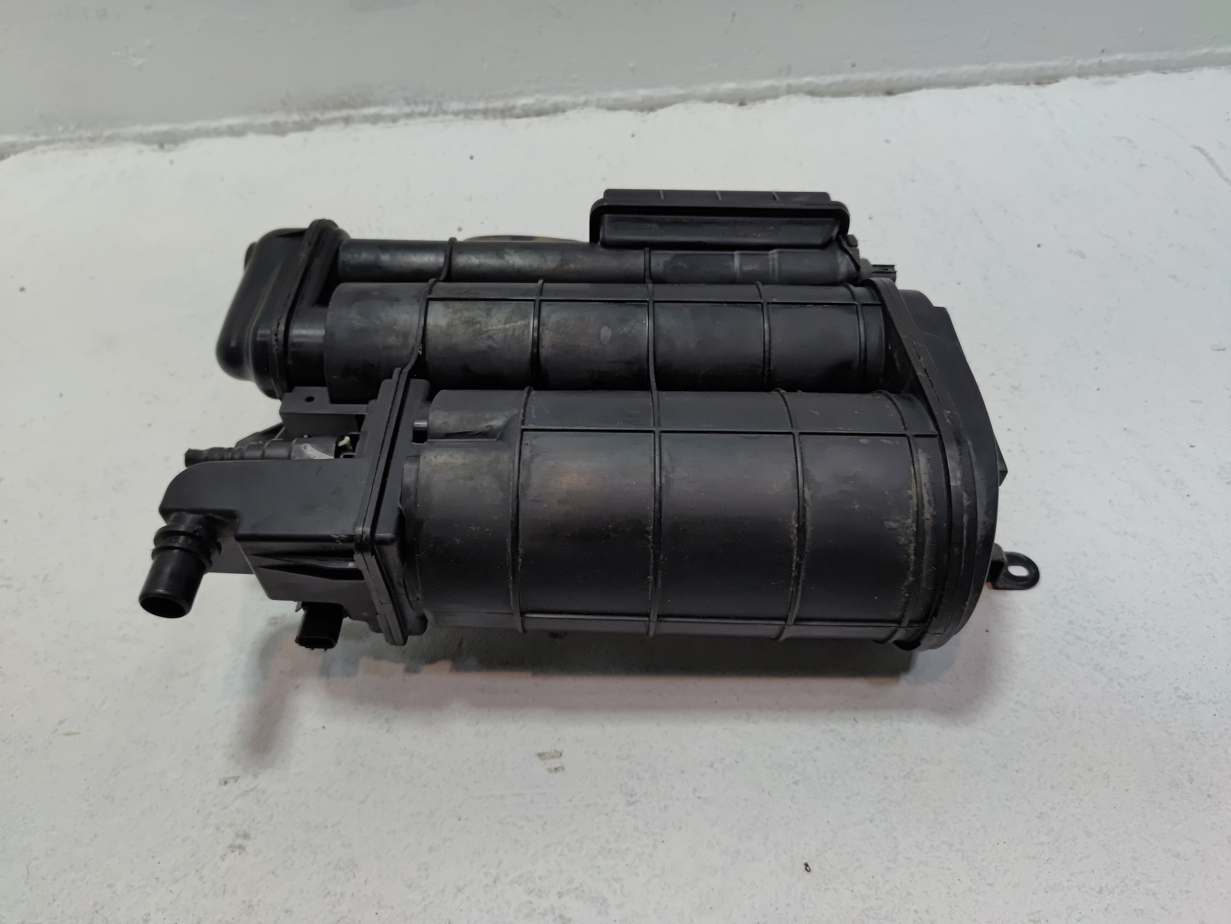 2014-2020 Acura MDX 3.5L Fuel Emission Vapor Evaporator Charcoal Canister OEM