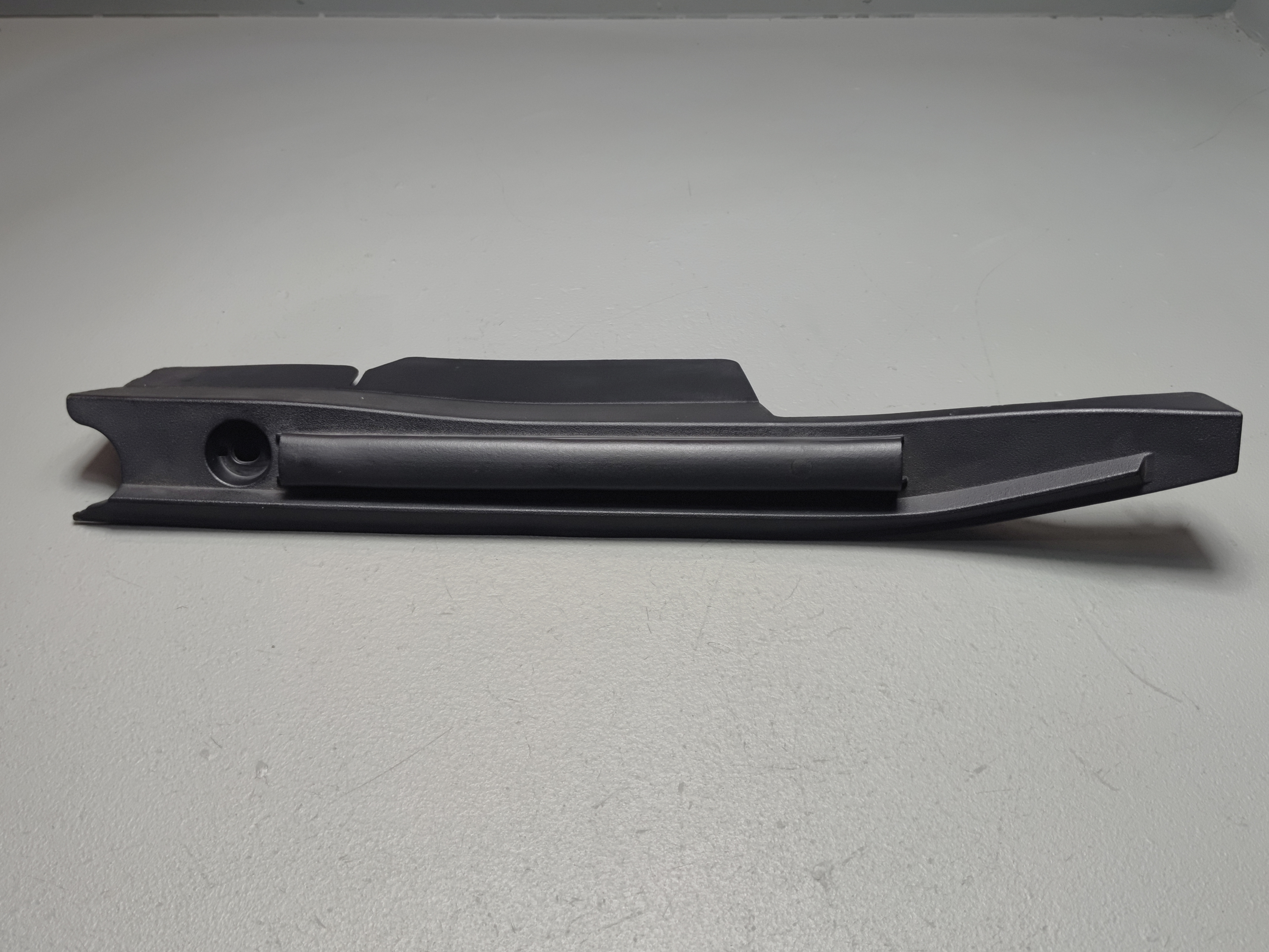 2019-2024 TOYOTA RAV4 FRONT DRIVER SIDE FENDER UPPER FORWARD SEAL COVER OEM