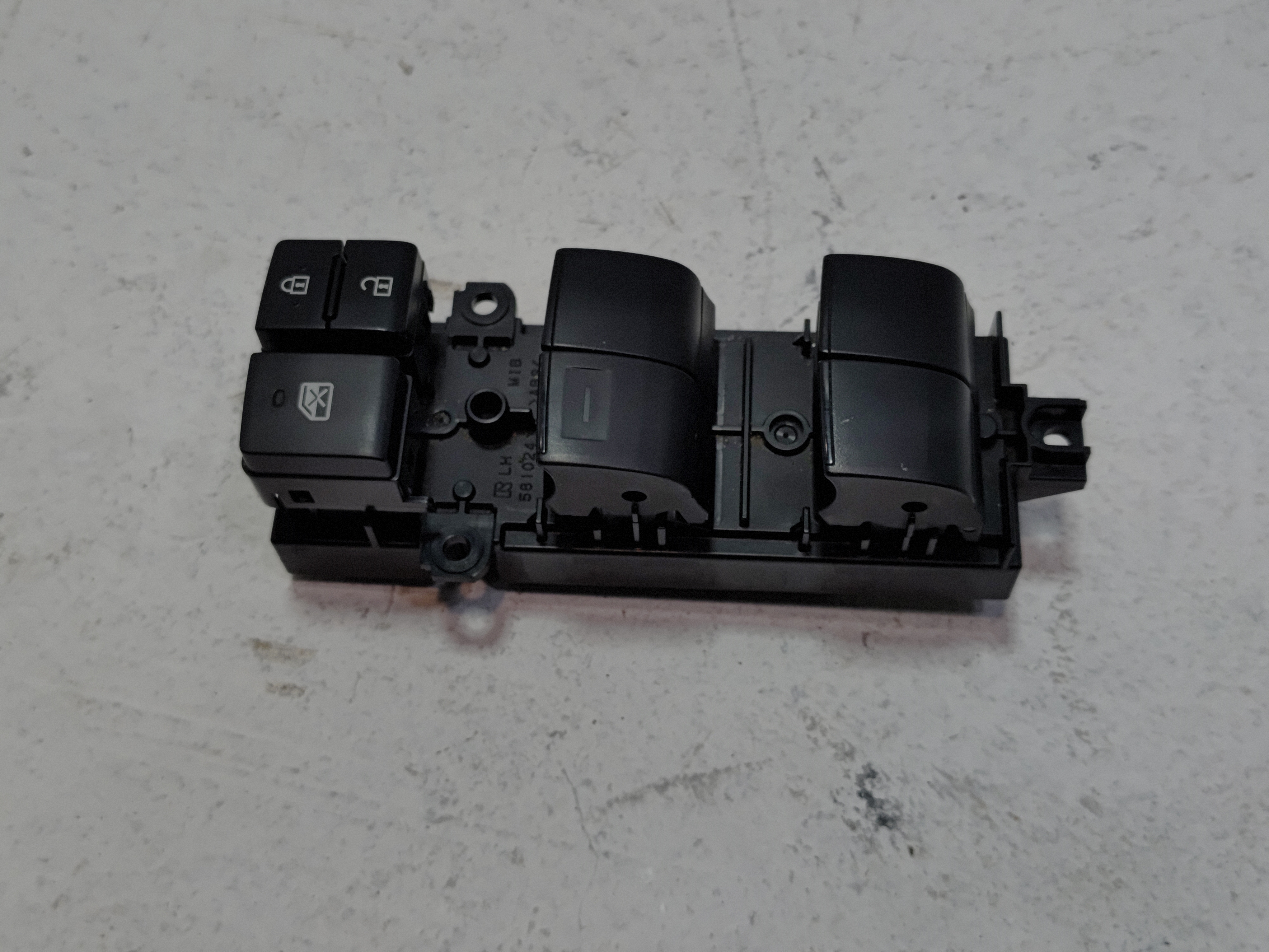 2019-2022 TOYOTA RAV4 FRONT LEFT DRIVER SIDE DOOR MASTER WINDOW SWITCH OEM
