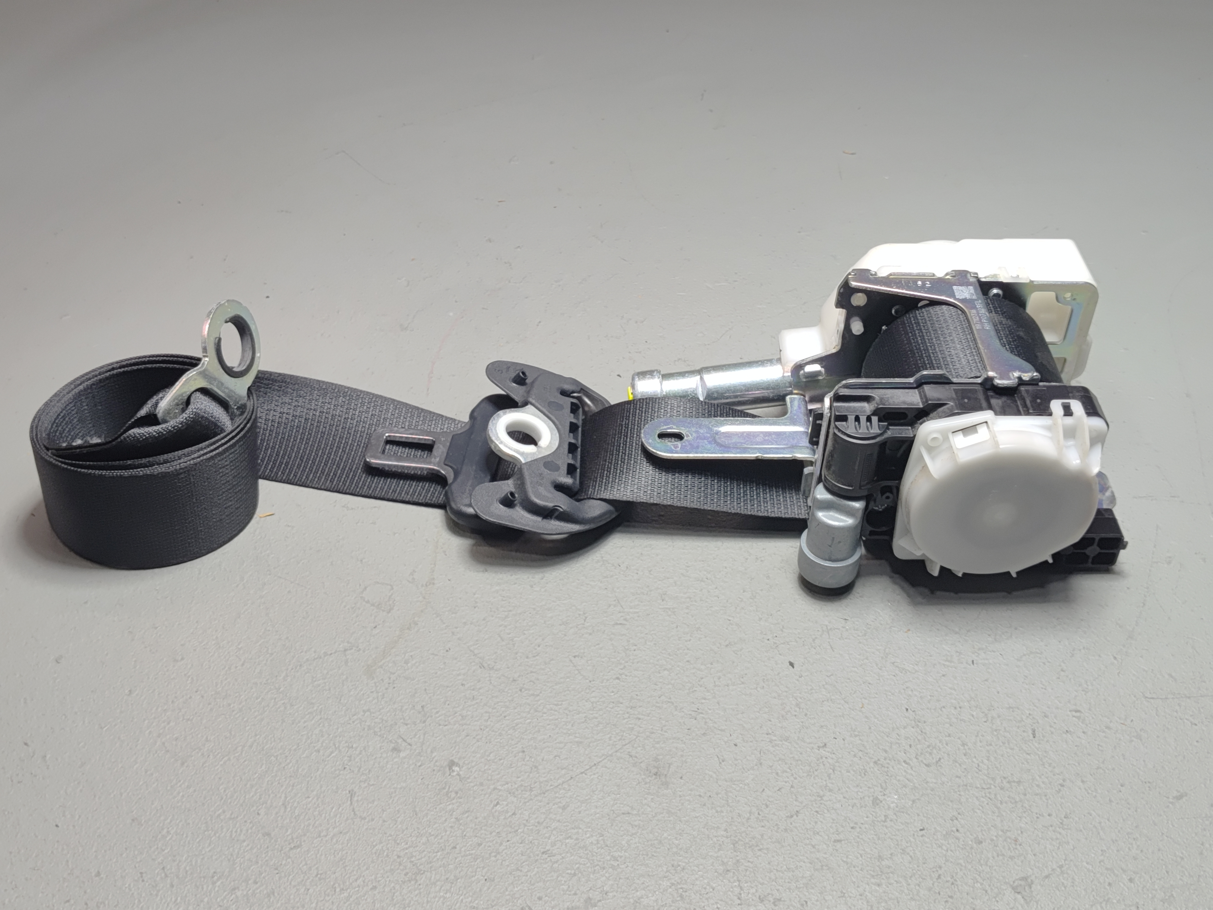 2019-2025 Toyota RAV4 Front Right Passenger Seat Belt Seatbelt Retractor OEM