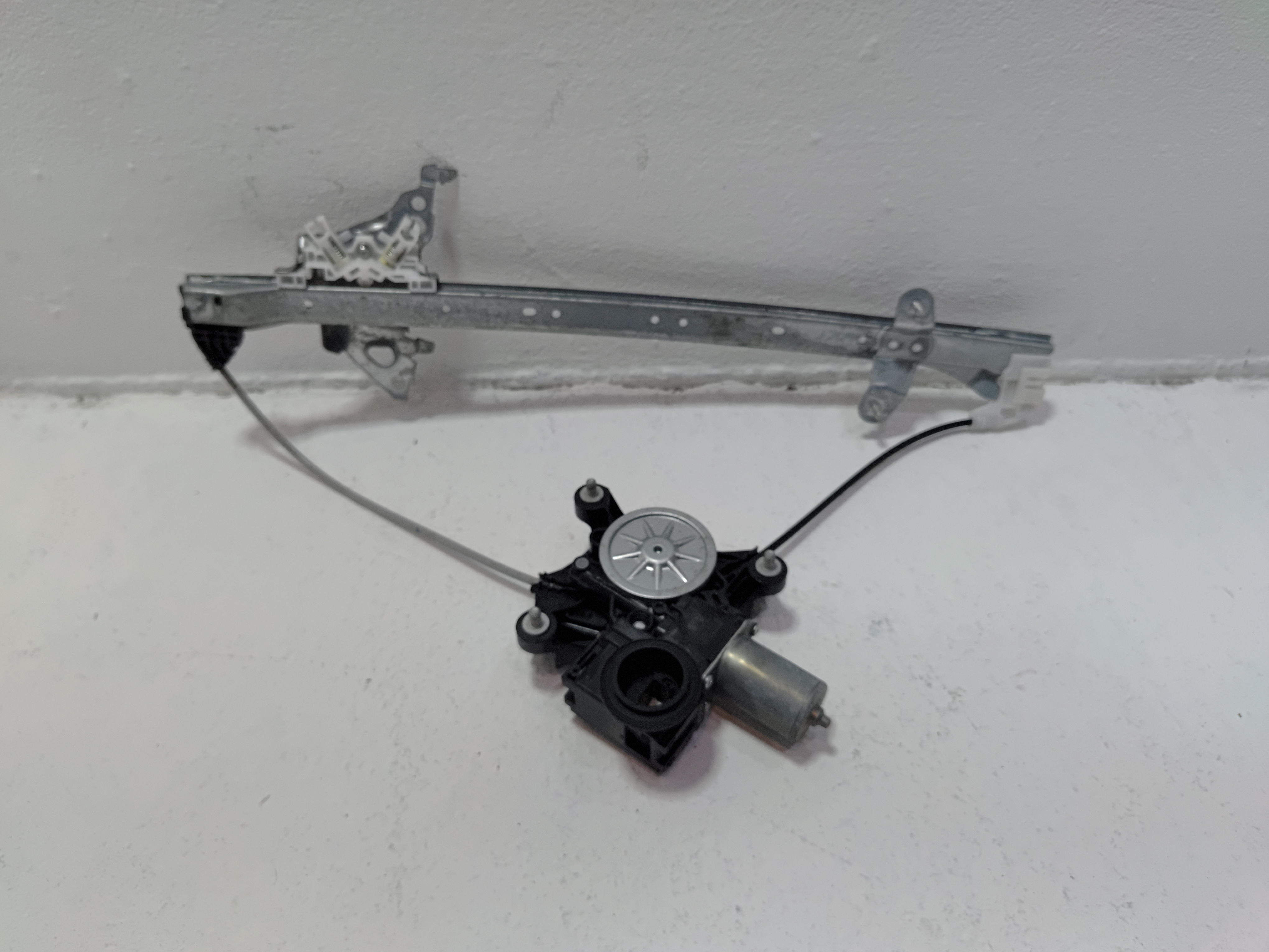 2019-2024 TOYOTA RAV4 REAR LEFT DRIVER SIDE DOOR WINDOW REGULATOR W/ MOTOR OEM