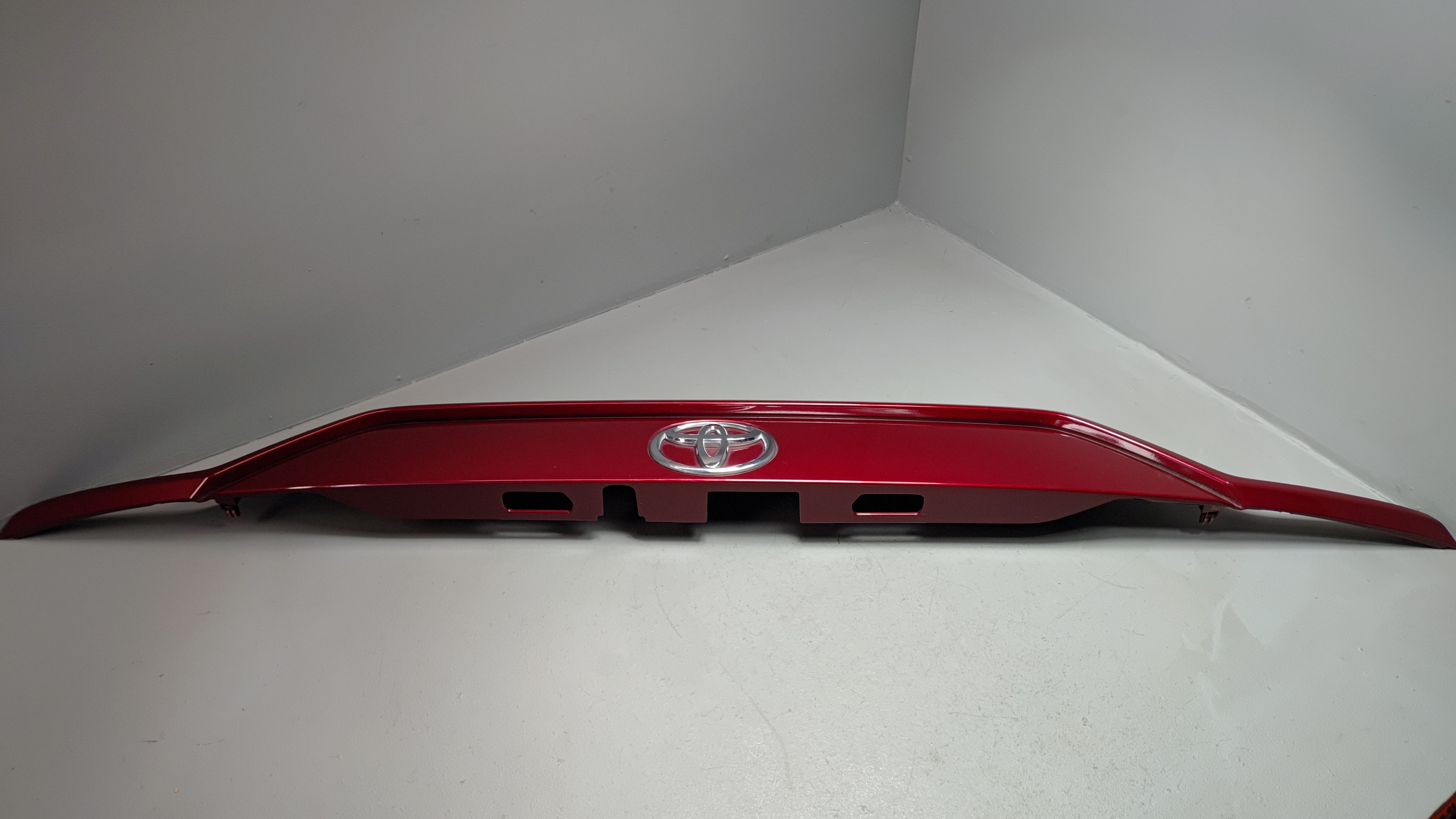 2019-2025 TOYOTA RAV4 REAR OUTSIDE BACK DOOR TAILGATE GARNISH PANEL OEM RED 3T3