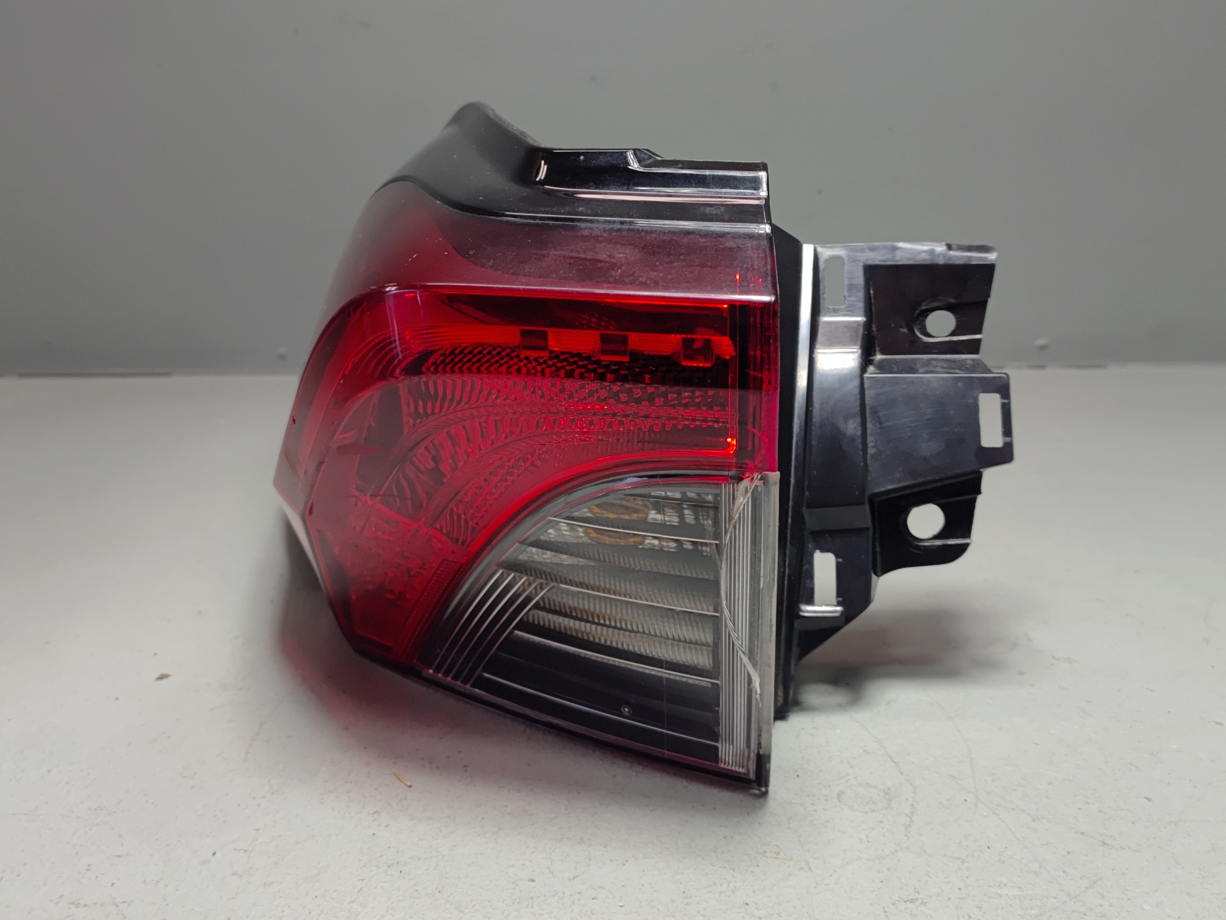 DEFECT! 2019-2025 Toyota RAV4 Rear Driver Side Outer Taillight Light Lamp LH OEM