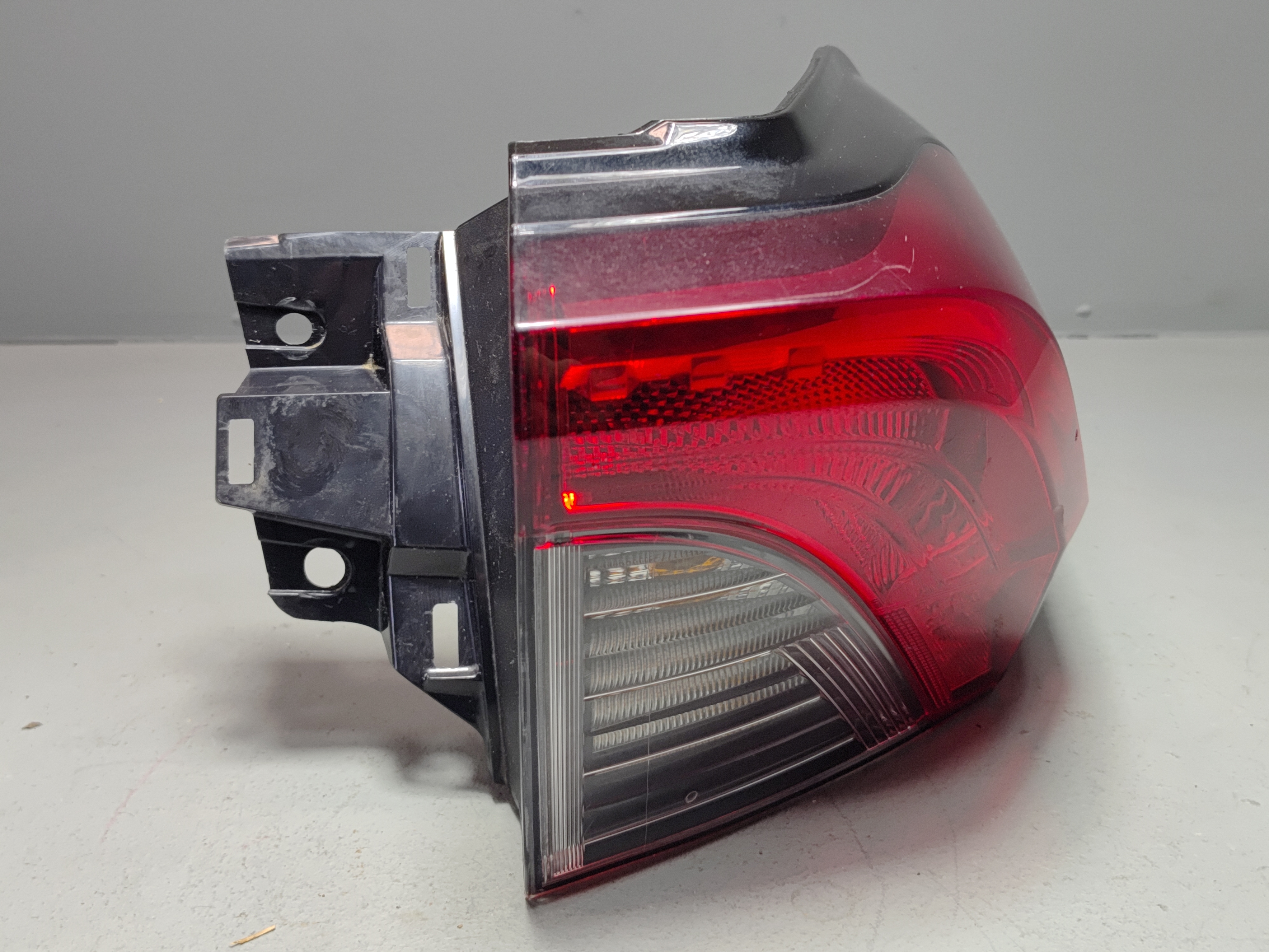 2019-2025 Toyota RAV4 Rear Passenger Side Outer Taillight Light Lamp RH OEM