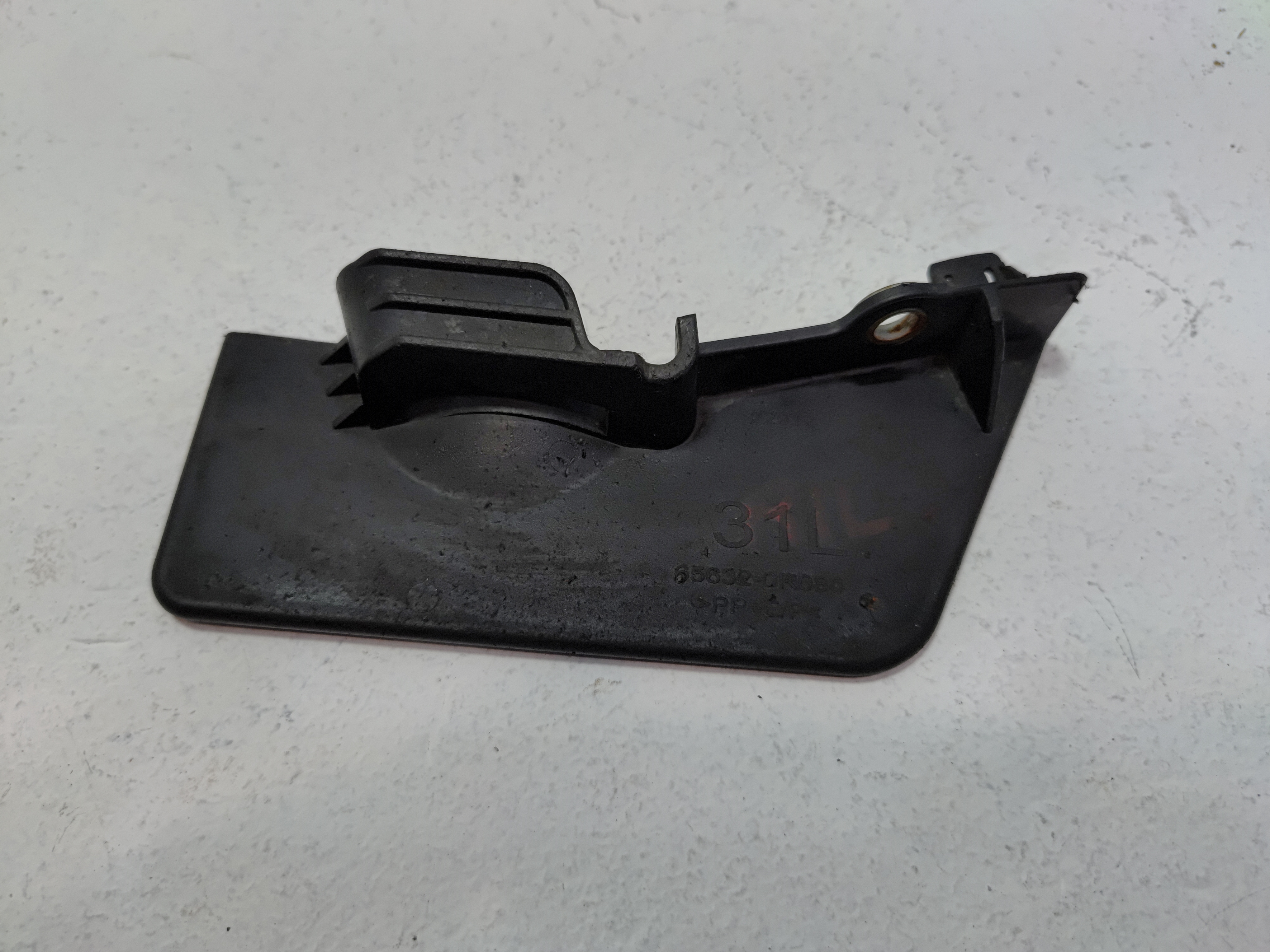 2019 - 2025 TOYOTA RAV4 REAR LEFT SIDE QUARTER WHEELHOUSE DEFLECTOR MUD FLAP OEM