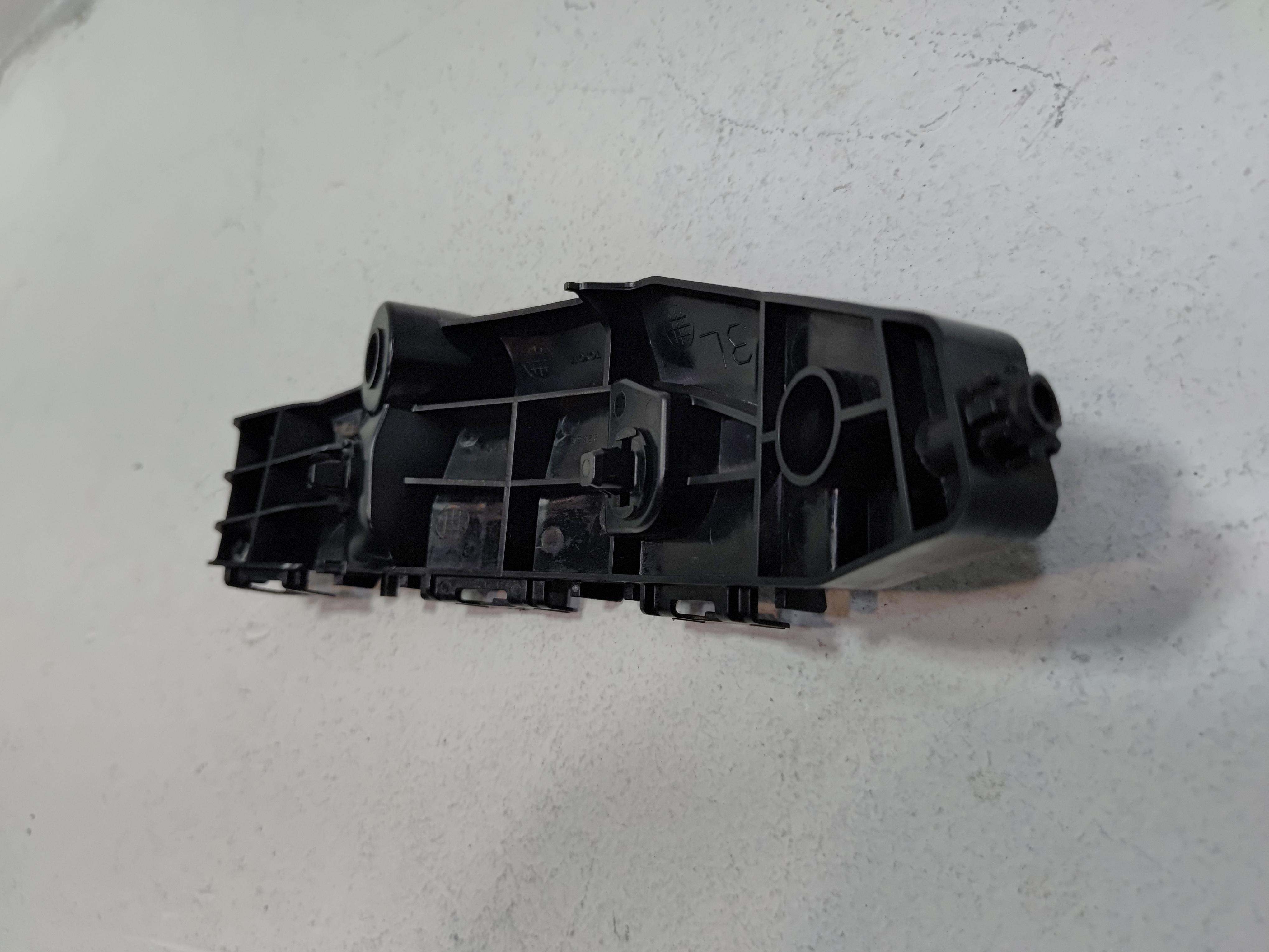 2019-2025 Toyota RAV4 Front Bumper Left Driver Side Retainer Support Bracket OEM