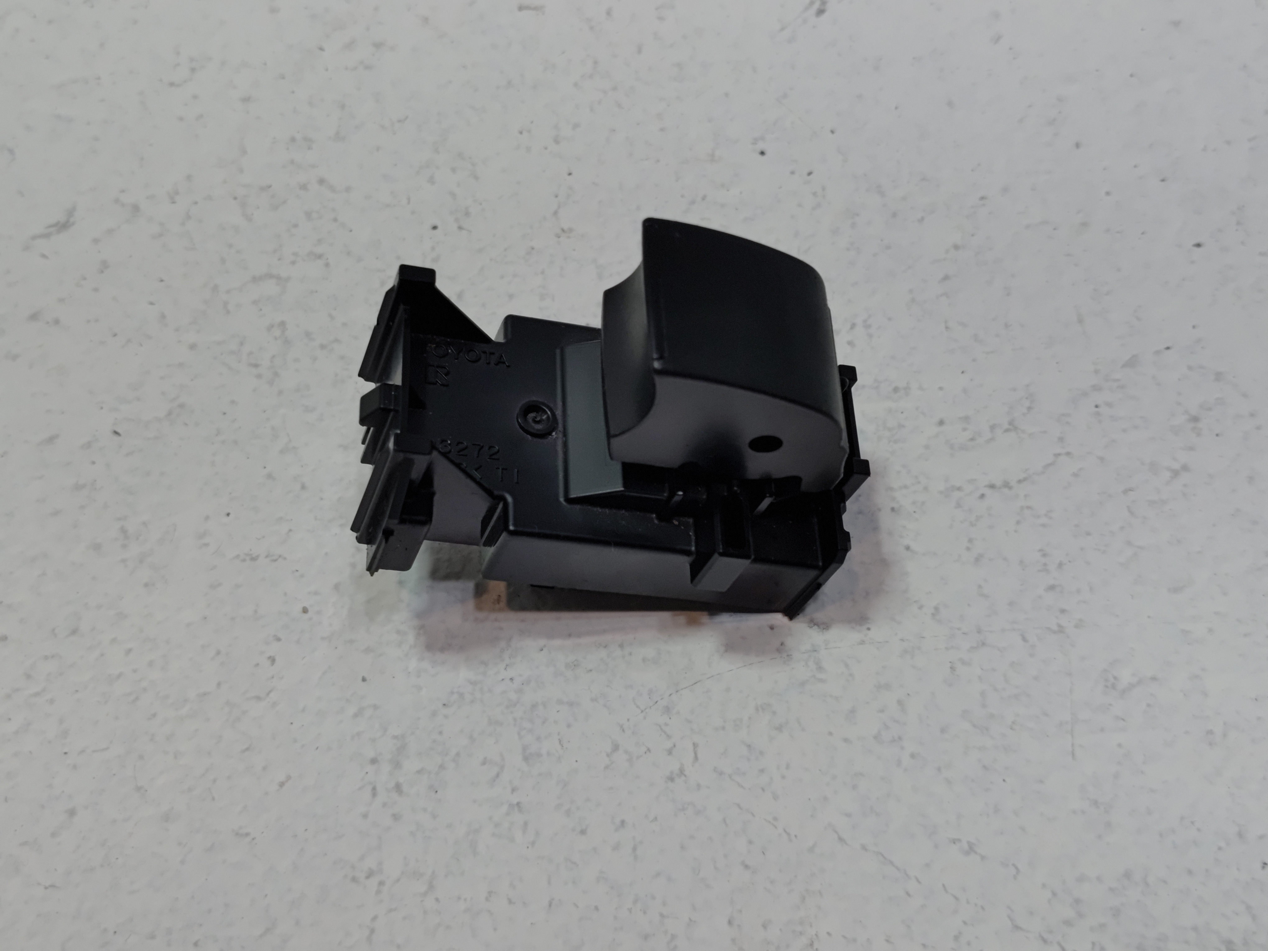 2019-2025 TOYOTA RAV4 REAR LEFT OR RIGHT SIDE DOOR WINDOW CONTROL SWITCH OEM