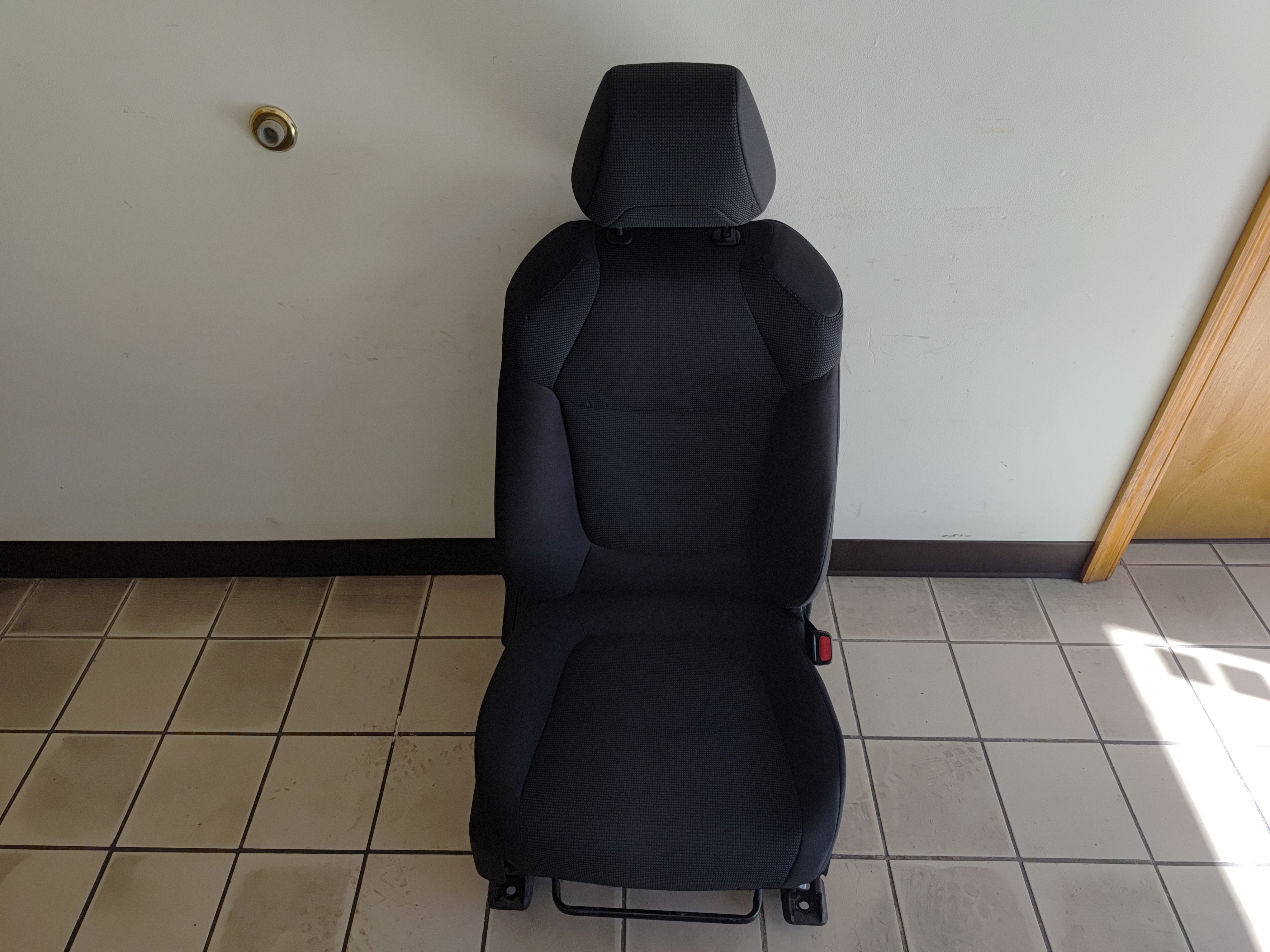 2019-2021 TOYOTA RAV4 FRONT RIGHT PASSENGER SIDE SEAT BLACK OEM