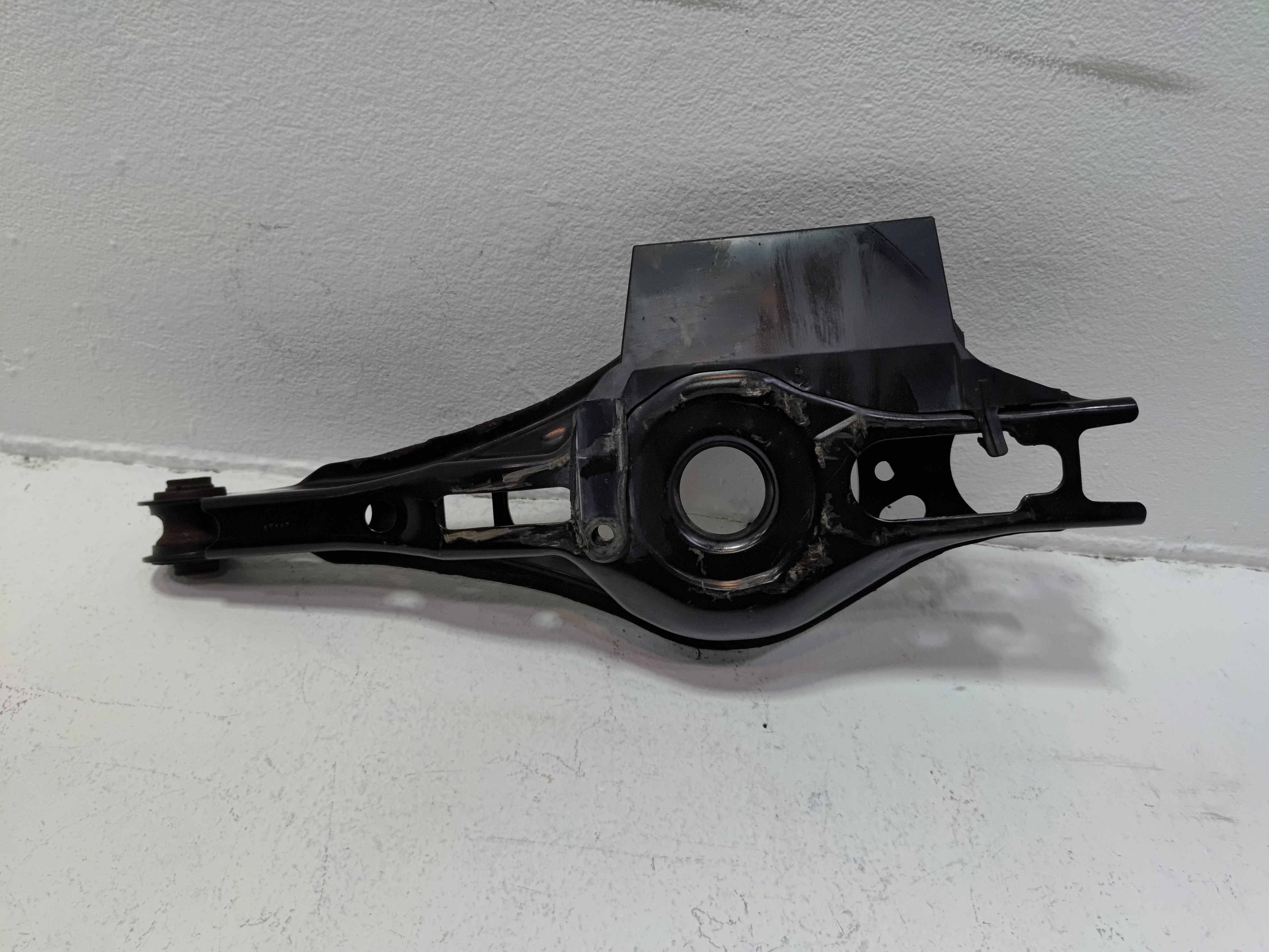 Toyota RAV4 Rear Passenger Side Lower Rearward Control Arm W/ Shield 19-2025 OEM