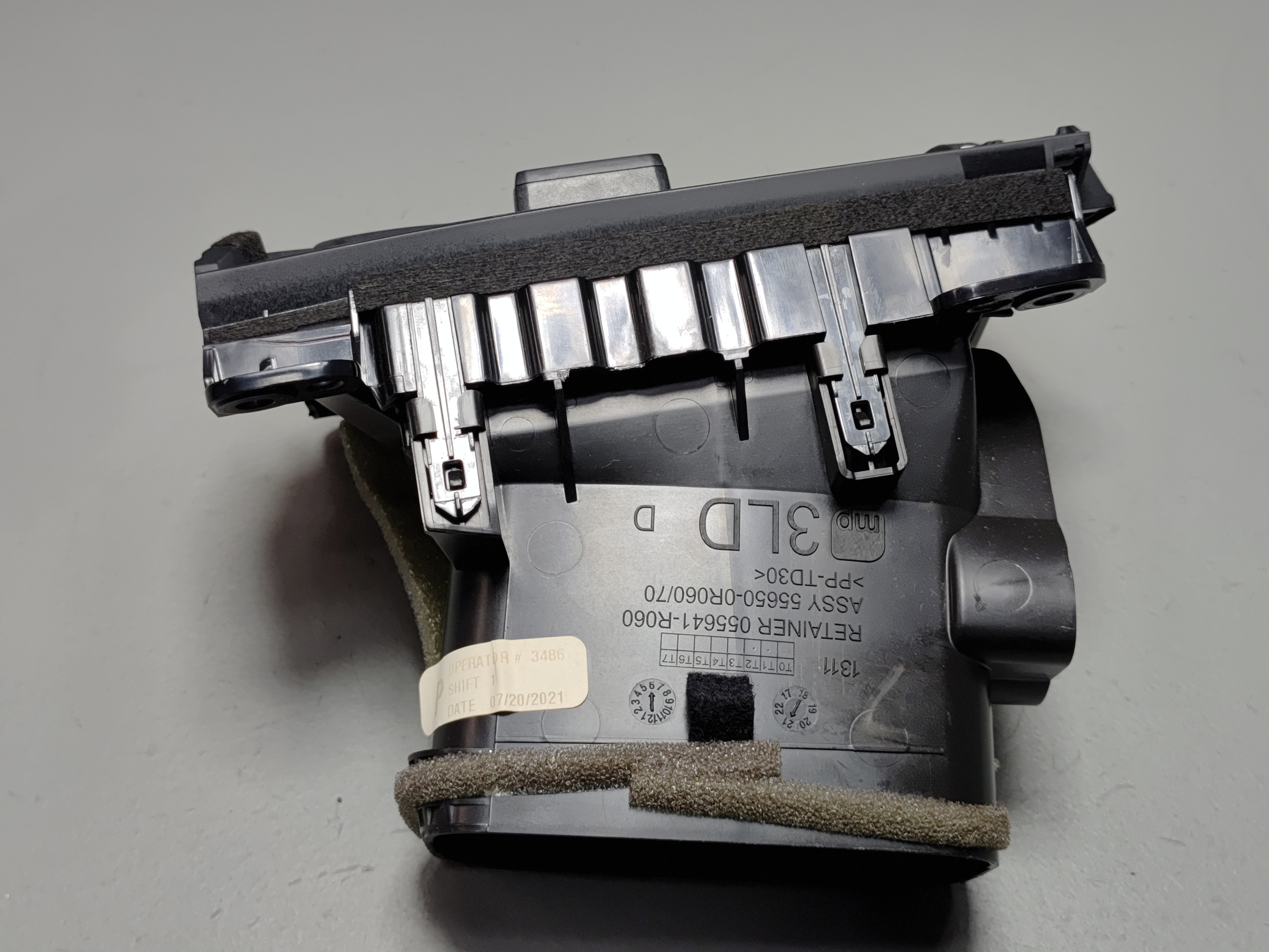 2019-2025 TOYOTA RAV4 DASHBOARD LEFT DRIVER SIDE OUTER AIR VENT GRILLE OEM