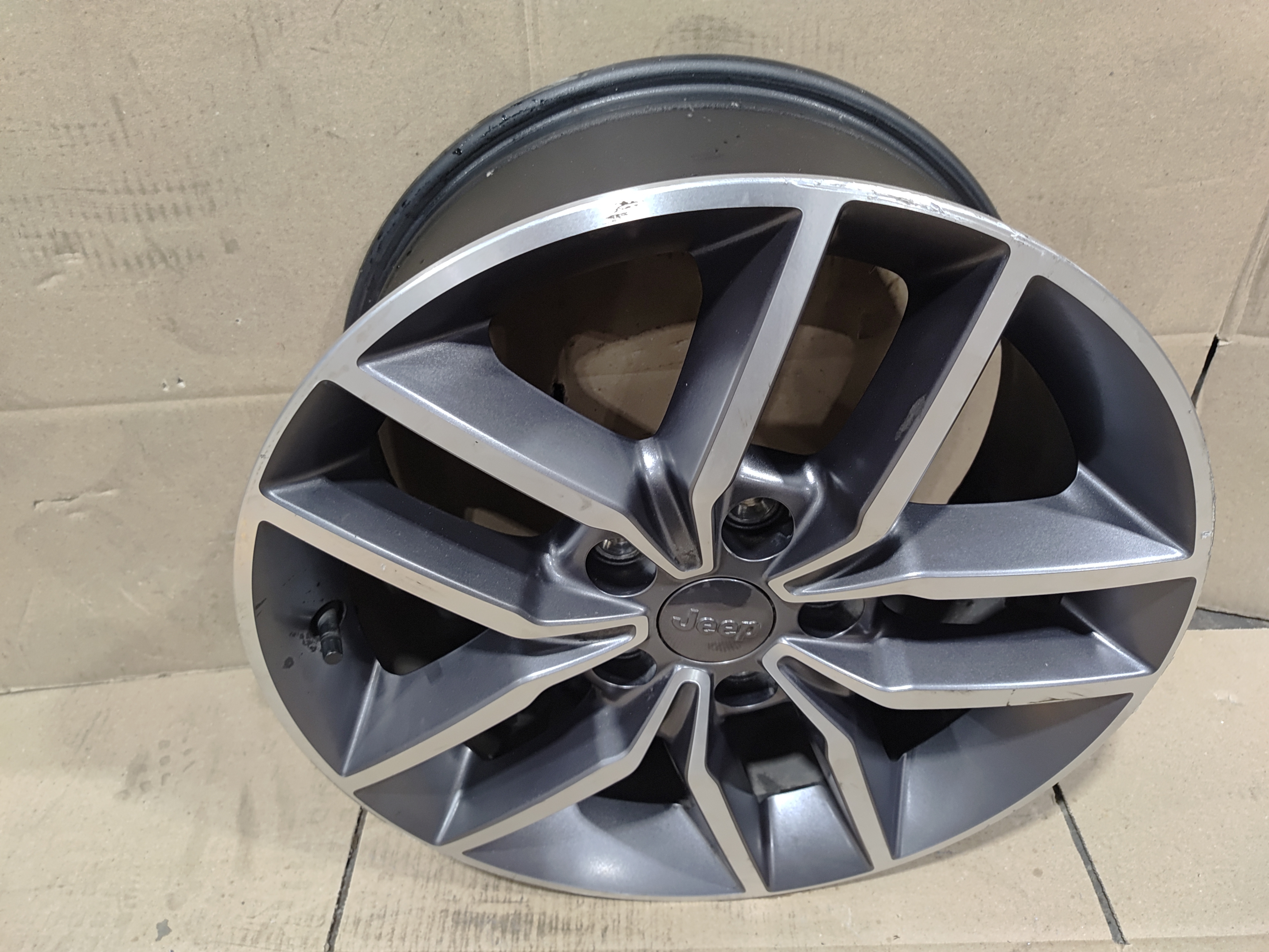 2019-2021 Jeep Grand Cherokee Wheel Alloy R18 8J OEM