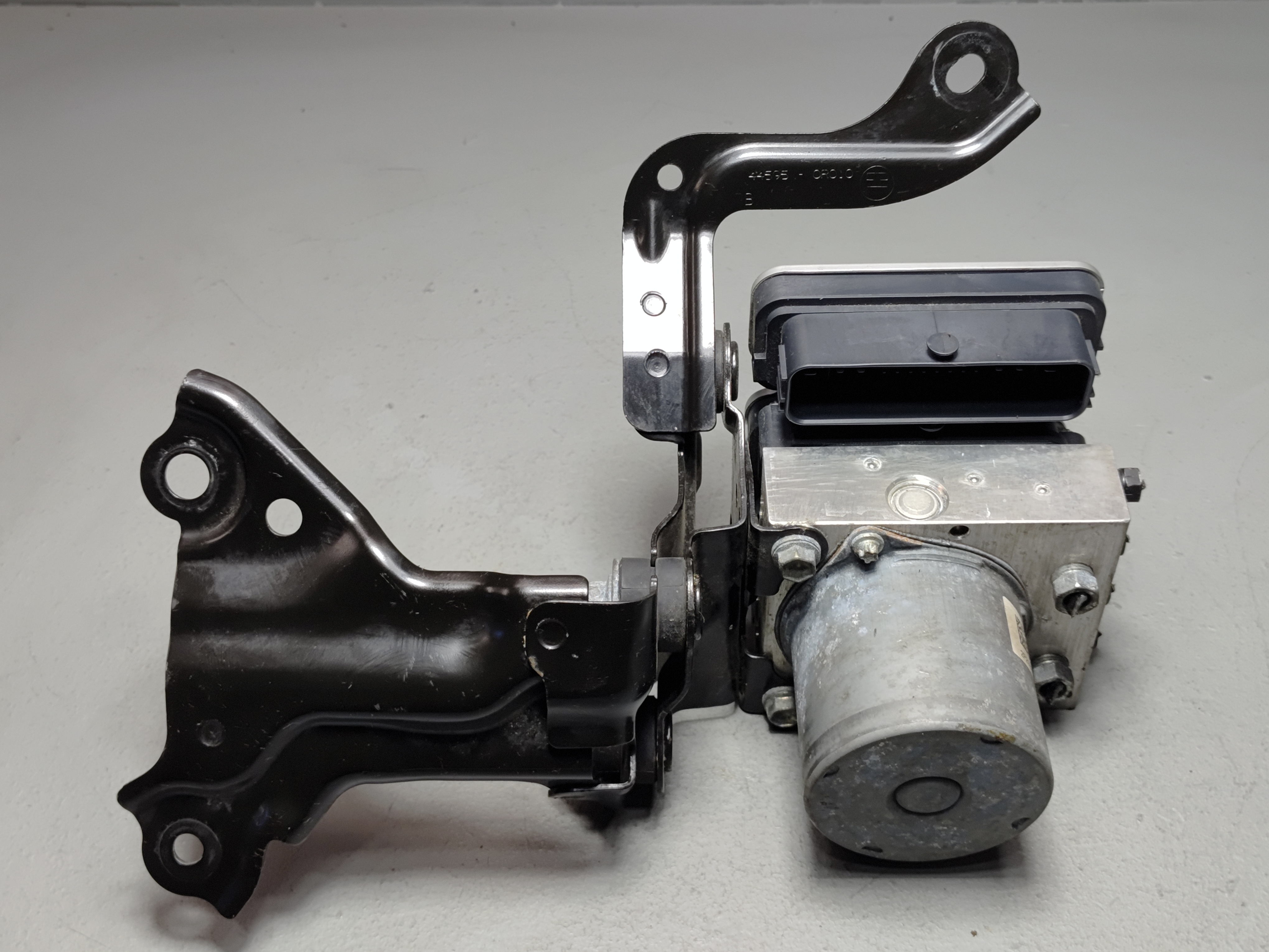 2019-2022 TOYOTA RAV4 ABS ANTI LOCK BRAKE PUMP CONTROL MODULE OEM