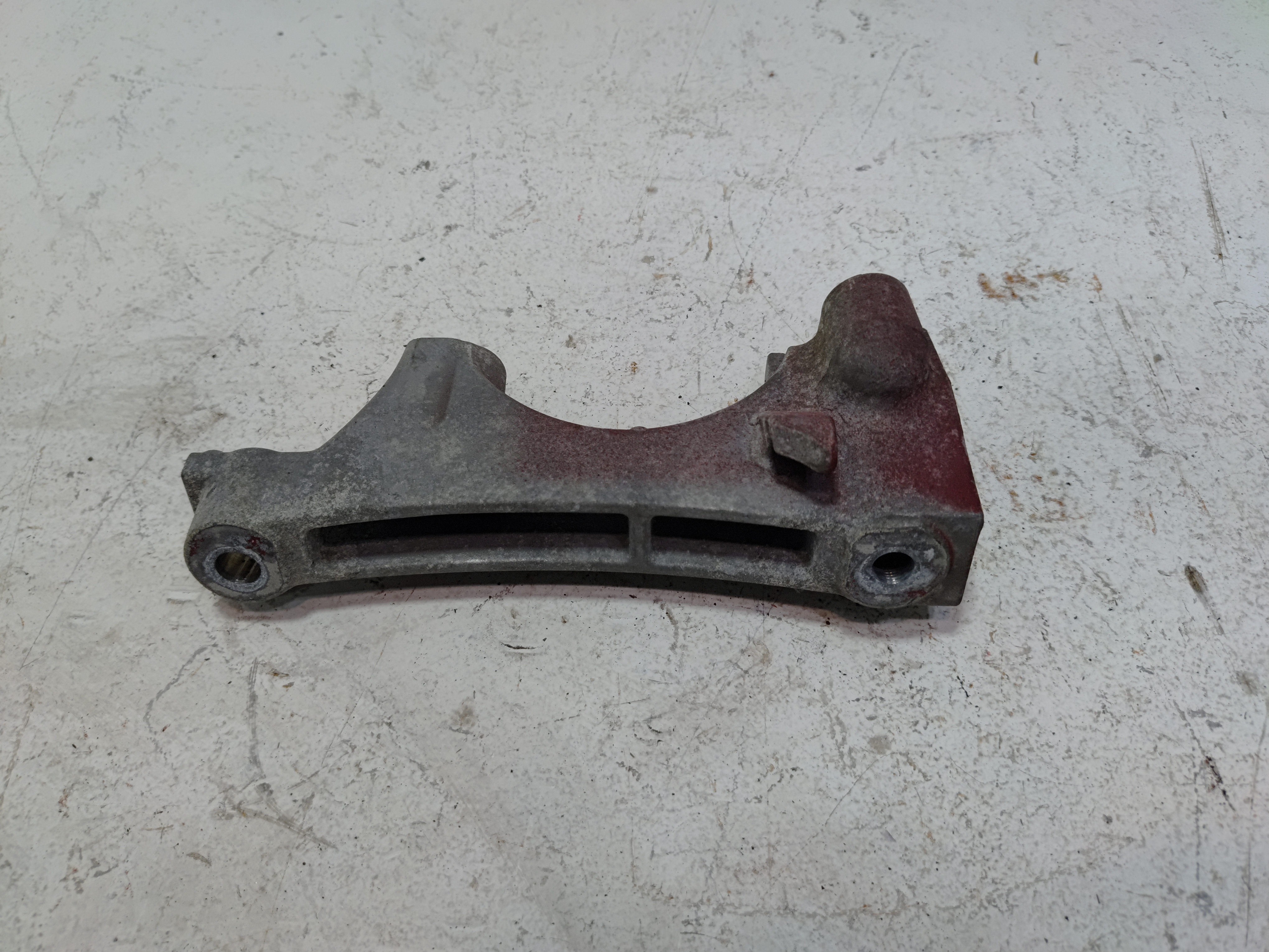 2018-2025 Toyota RAV4 2.5L Engine Passenger Side Mount Spacer Bracket OEM