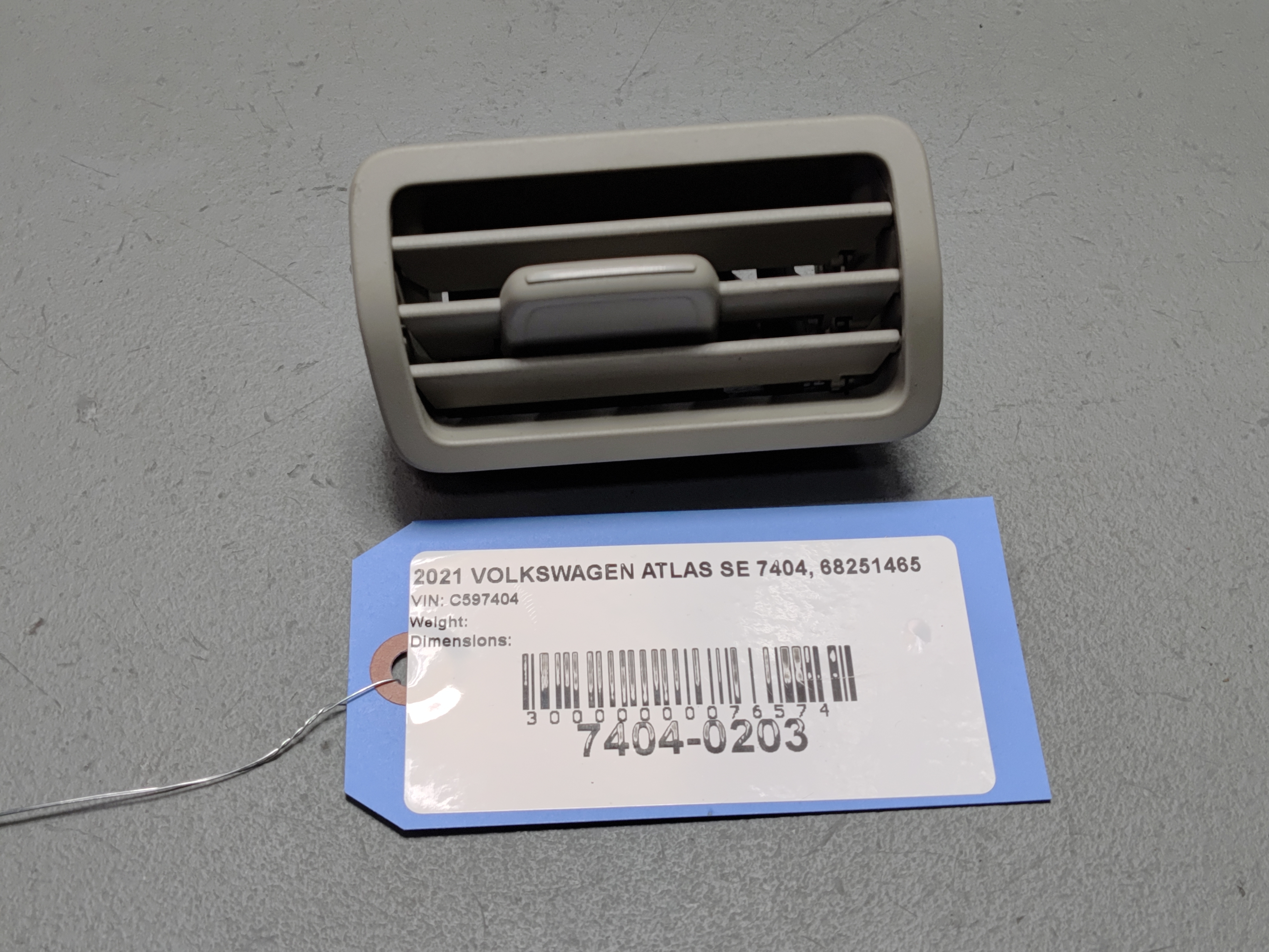 2018-2023 VOLKSWAGEN ATLAS REAR DRIVER SIDE C PILLAR UPPER QUARTER AIR VENT OEM